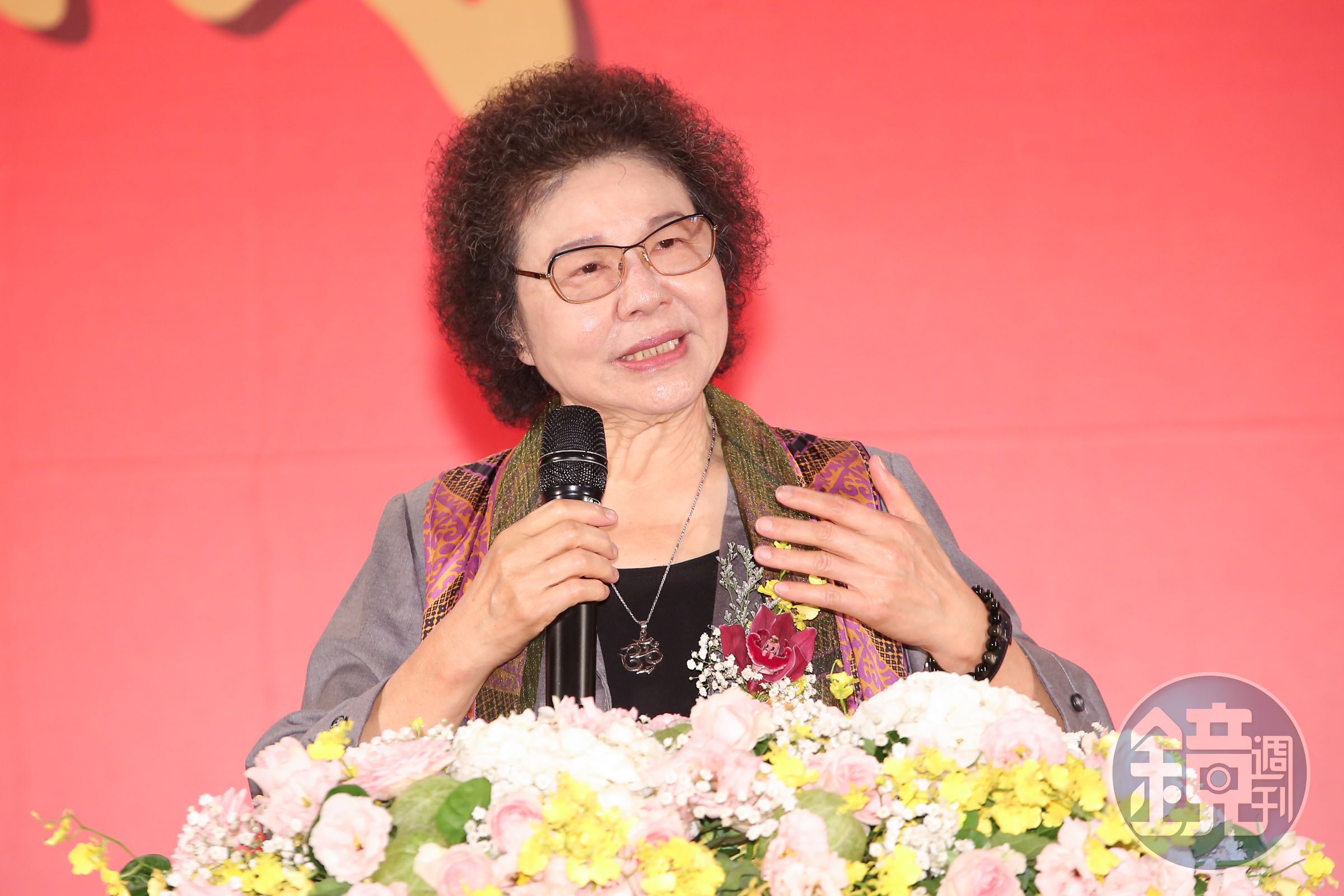 監察院長陳菊近日確診為左側腦血管阻塞，目前正在高醫持續治療，並已逐漸康復中。。
