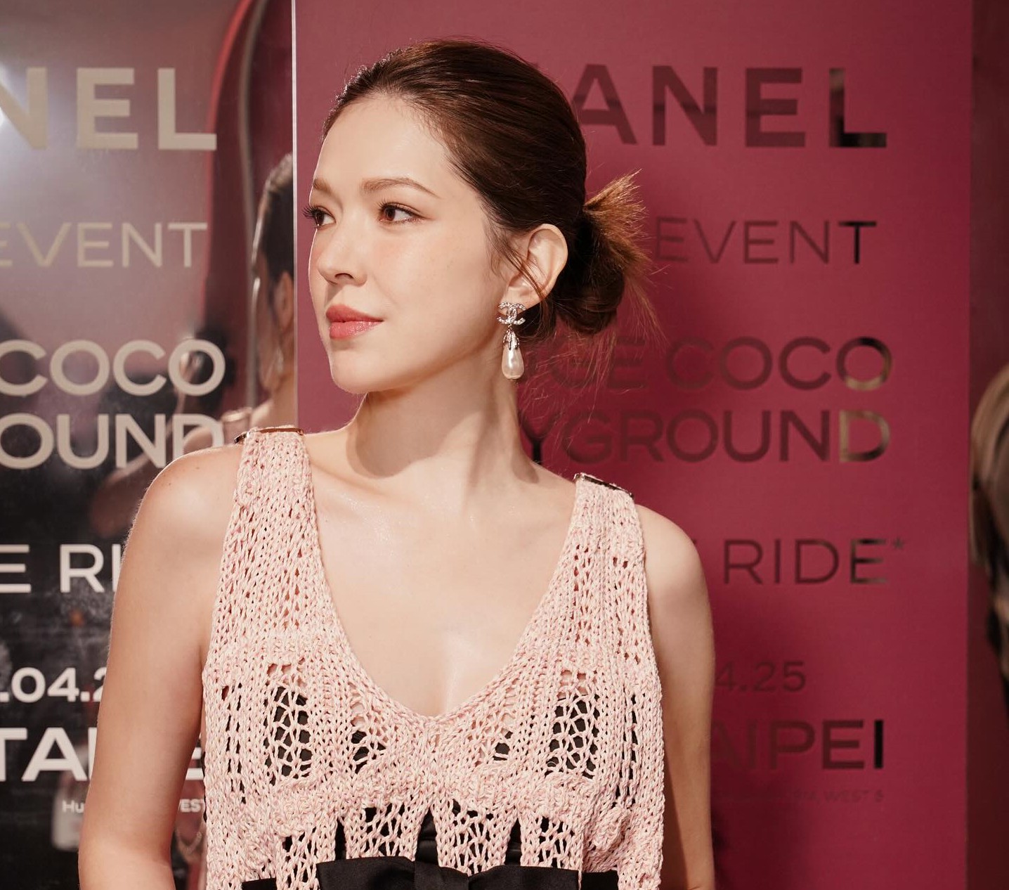 許瑋甯因詮釋角色接觸心理學書籍，因此學會暫停與觀察。（翻攝許瑋甯INS）