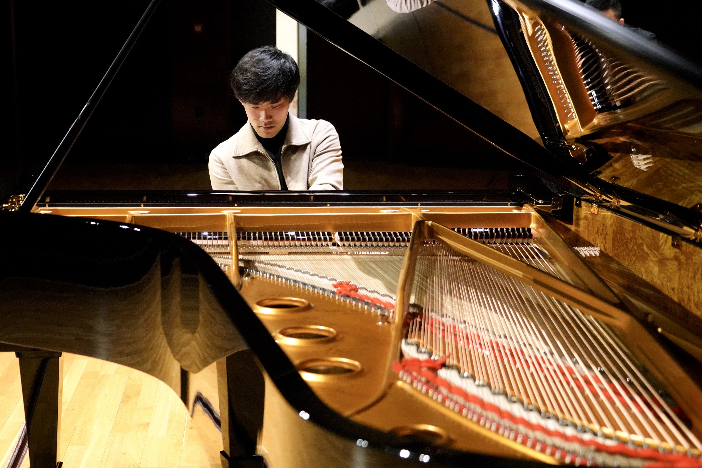 華裔加拿大鋼琴家劉曉禹近日來台舉行鋼琴獨奏會。（MNA提供）