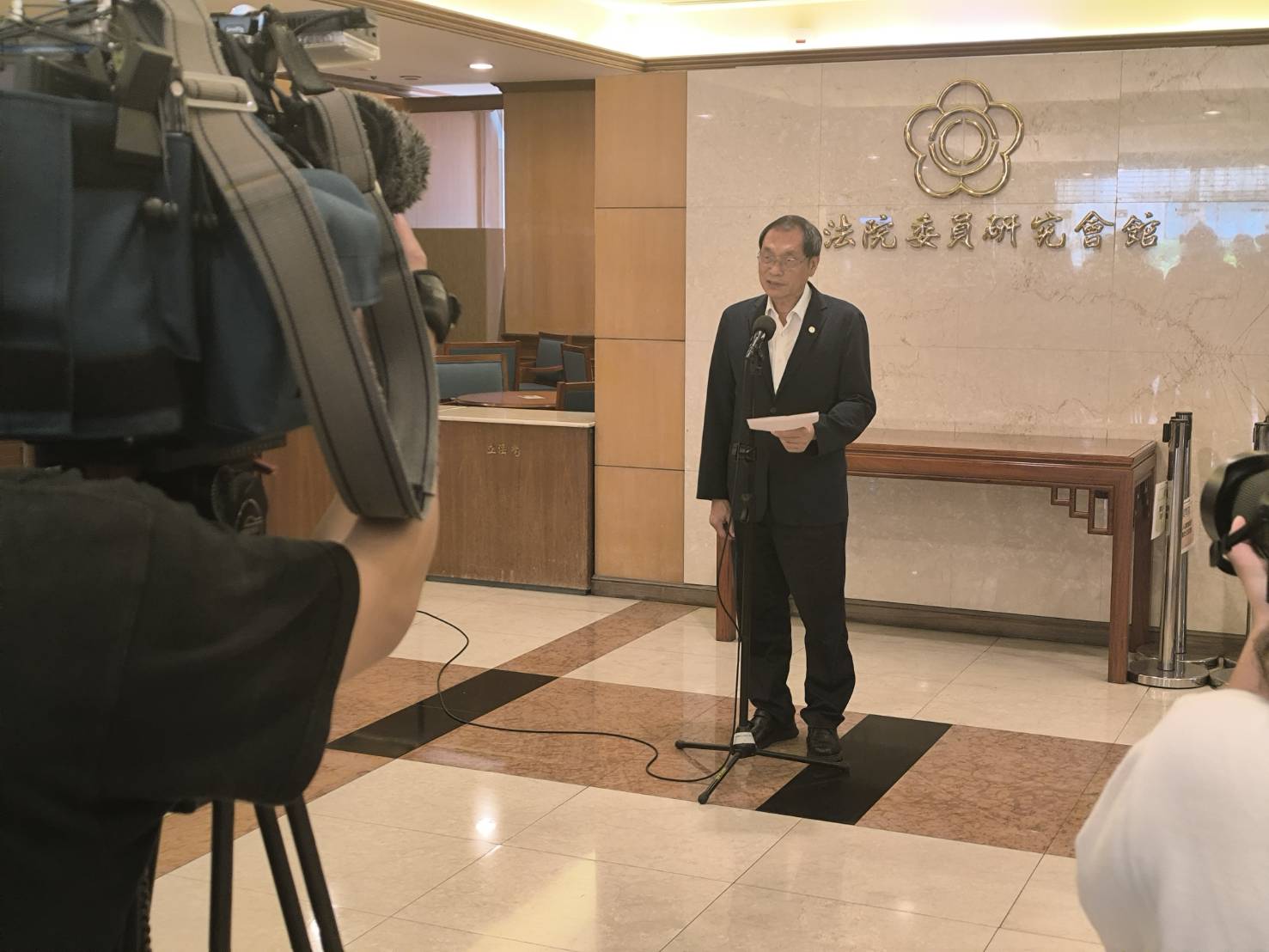 屏東東港安泰醫院9死悲劇，蘇清泉遭起訴發3點聲明。（翻攝自蘇清泉臉書）