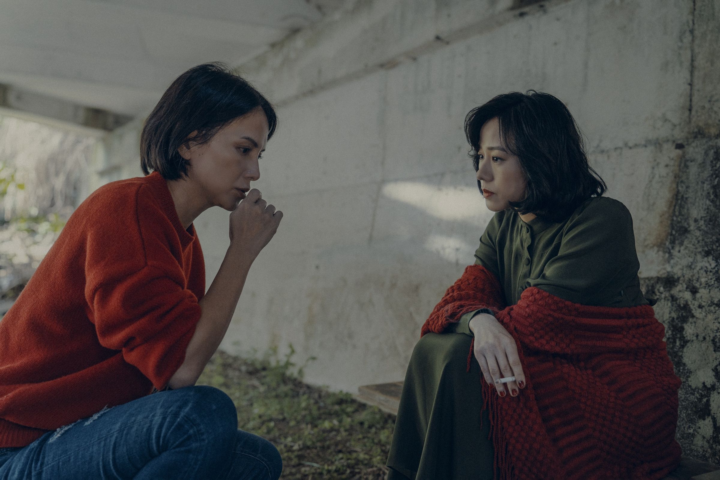 李心潔（左）首度編導劇情片，好友林嘉欣（右）是擔綱女主角的不二人選。  （華映娛樂提供）