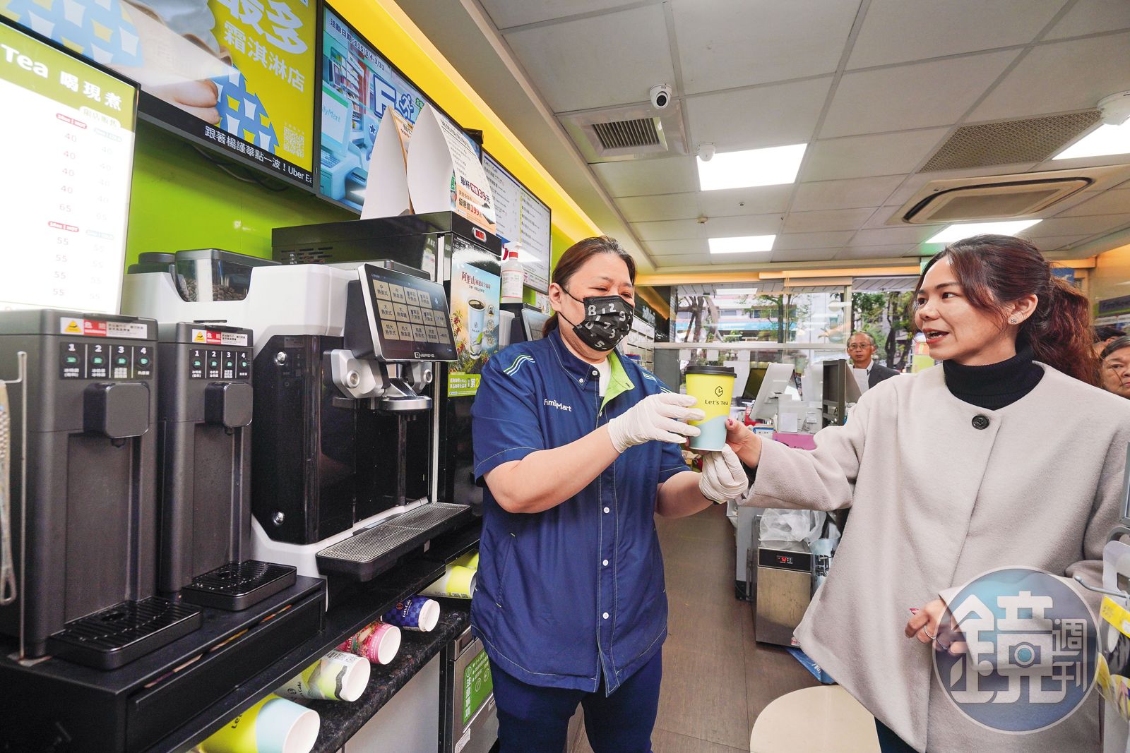 茶界鴻海拚AI1／3千超商導入桔揚智能膠囊茶機 70秒喝到一杯好茶