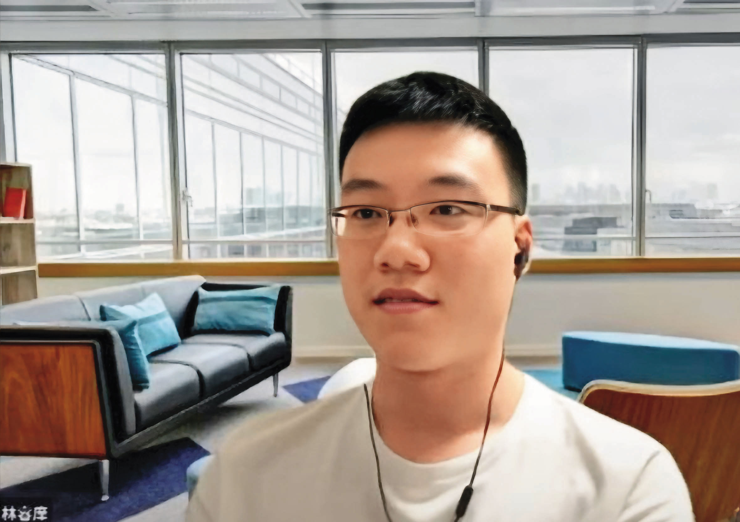 林睿庠年僅24歲，且具有台大資管系背景，利用網路專長成為全球毒梟，讓執法人員非常訝異。（翻攝自X）