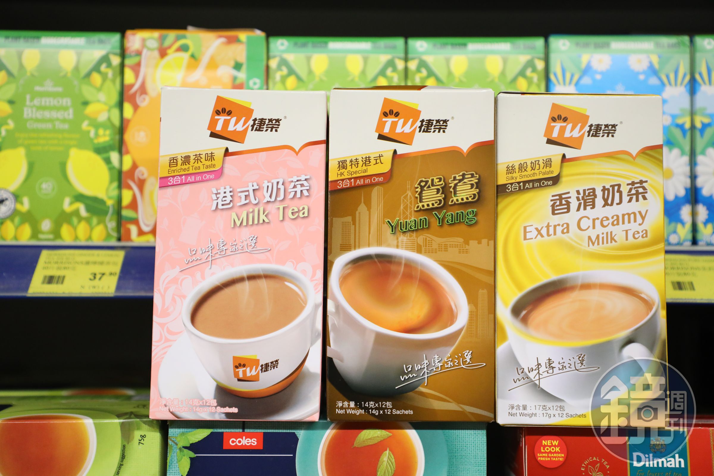 捷榮出品的「港式奶茶」、「鴛鴦」沖泡包。（港幣37元／2盒）