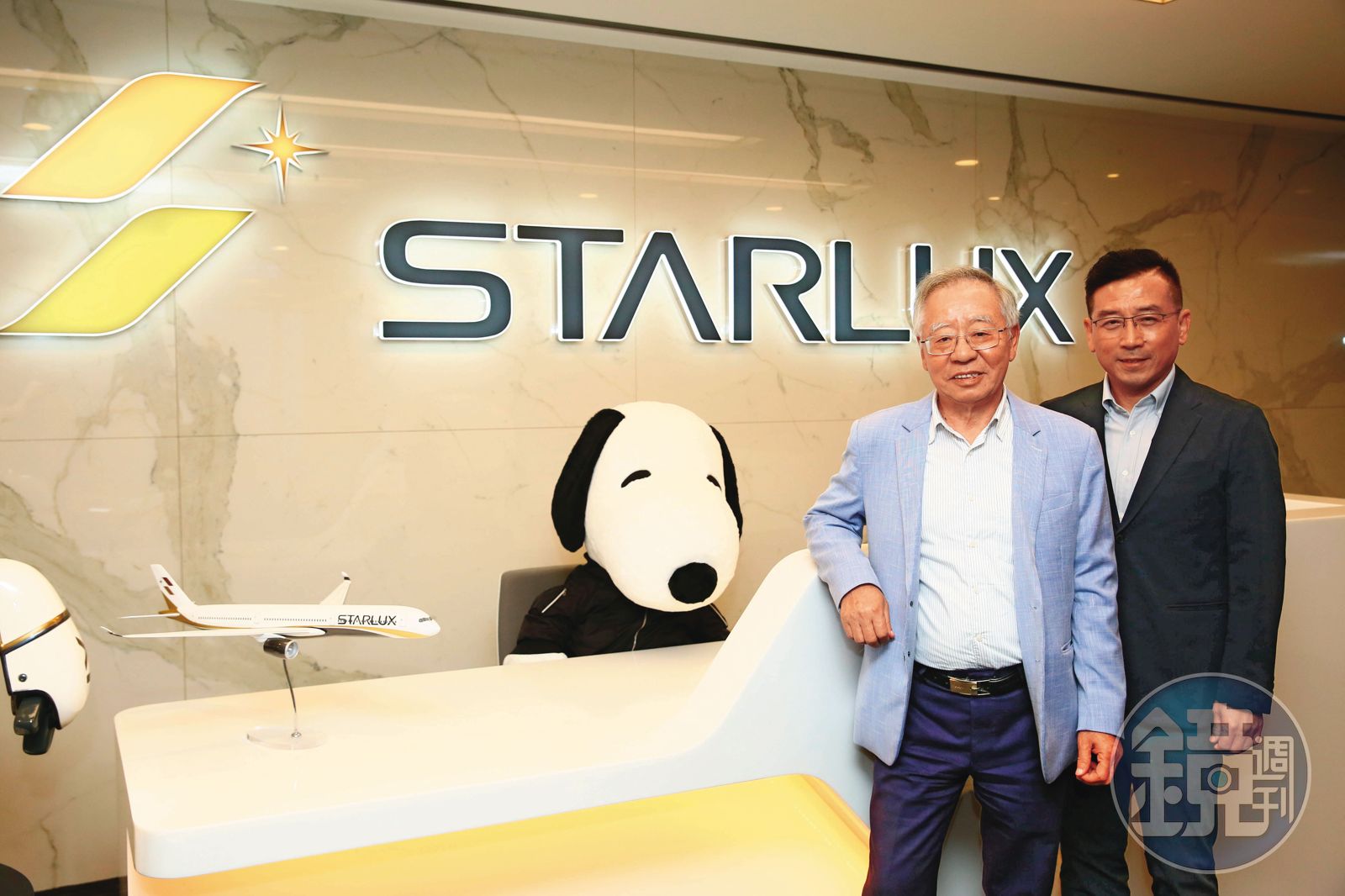 星宇航空公關長聶國維(左)、策略長劉允富(右)分享星宇的營運策略及品牌理念。