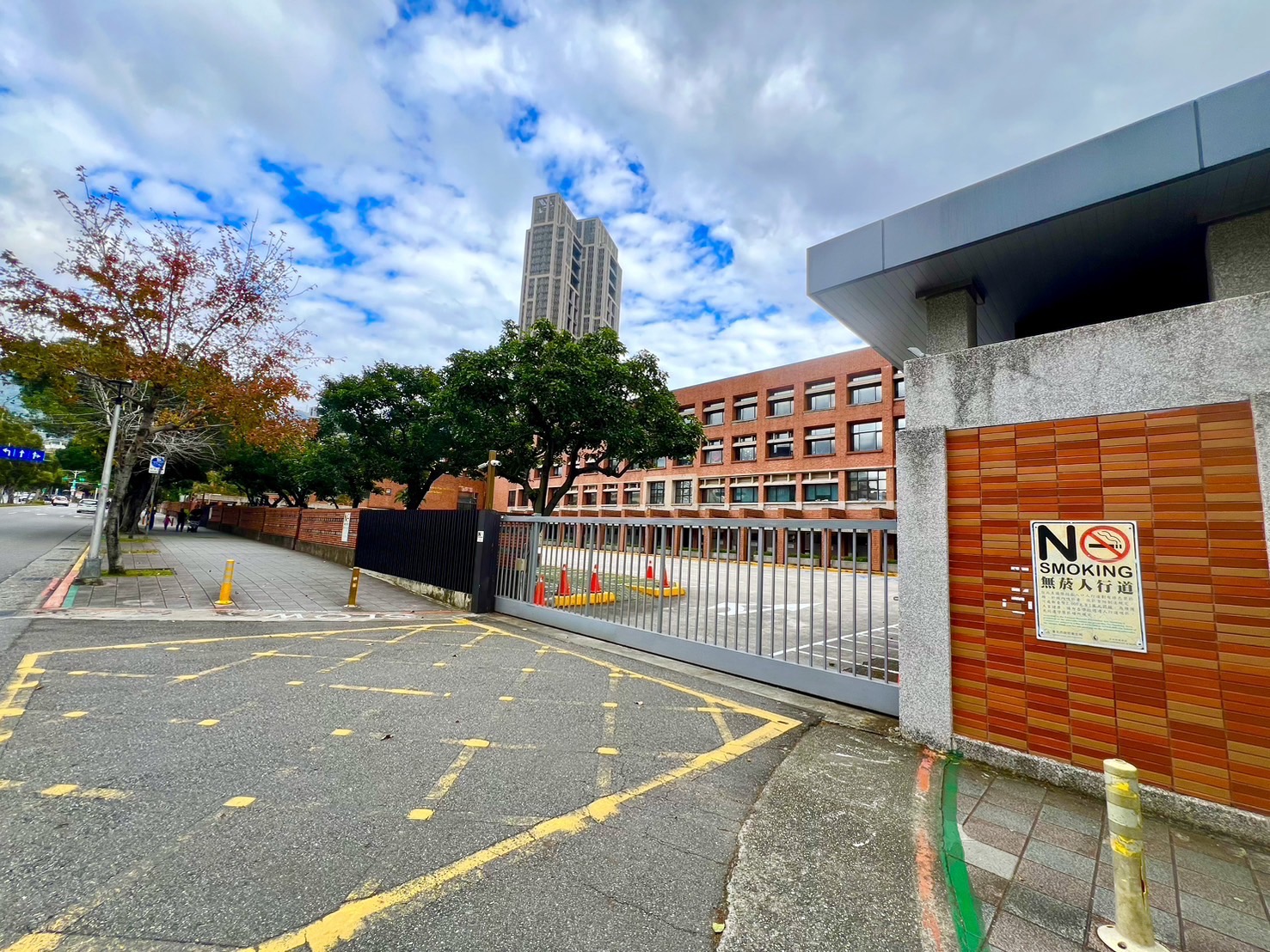 隨著輝達進駐北士科，週遭的學區宅引起關注，其中台北美國學校周遭住宅平均總價高達3,754萬元，為榜上最高。（永慶房產集團提供）