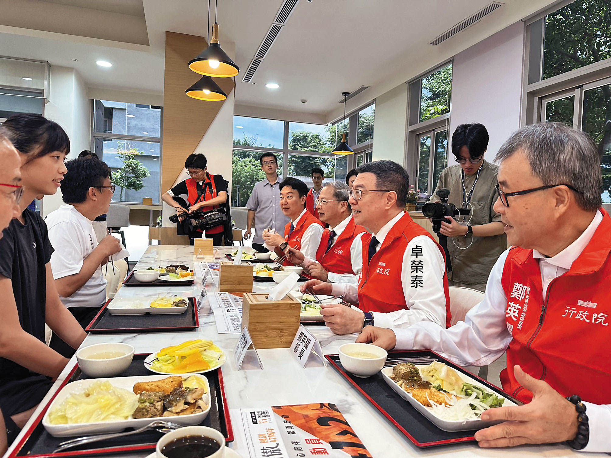 成立運動部是總統賴清德重要政見,行政院長卓榮泰也曾多次到國訓中心關心選手。(翻攝教育部官網)