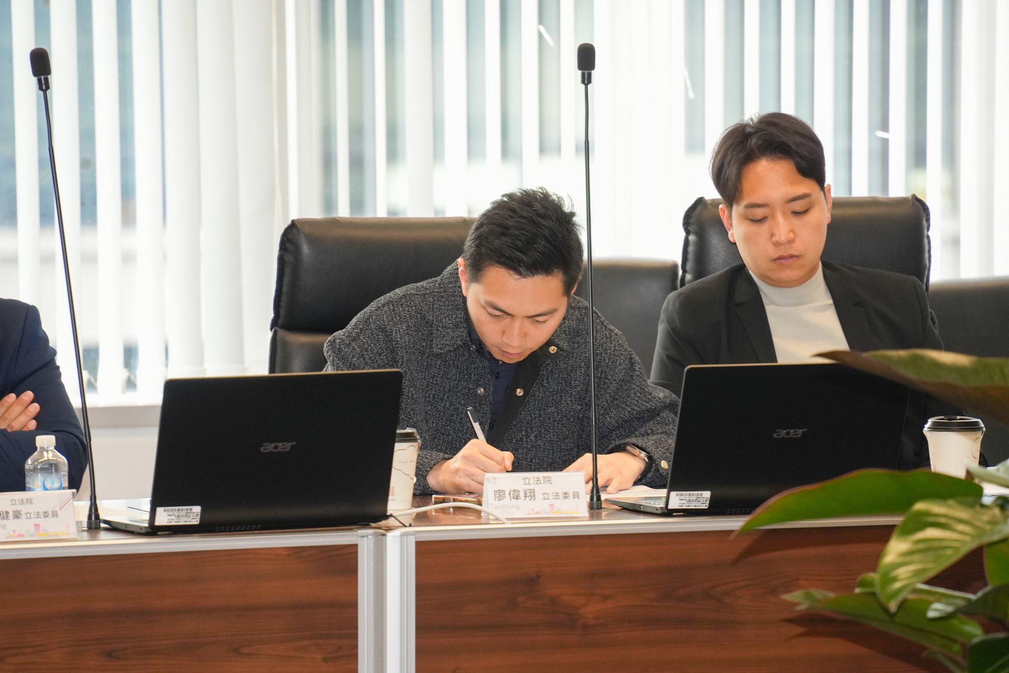 廖偉翔的聲明被認為是滅火失敗、蹭熱度失敗。（翻攝自臉書@廖偉翔）