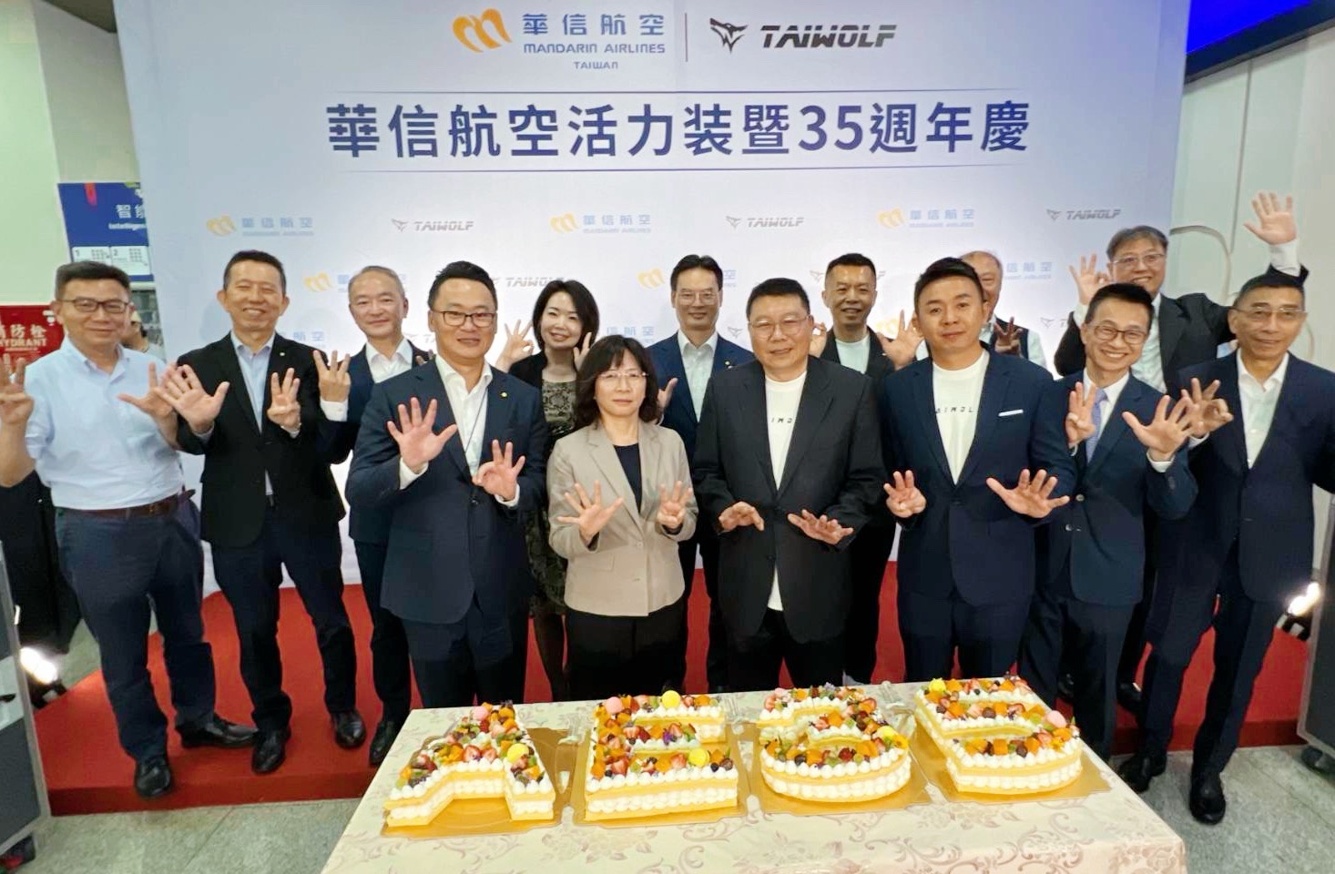 華信航空董事長陳大鈞表示，高雄－花蓮及台中－花蓮航線長期載客率偏低，預計於7月前向民航局提出停飛申請。業者提供