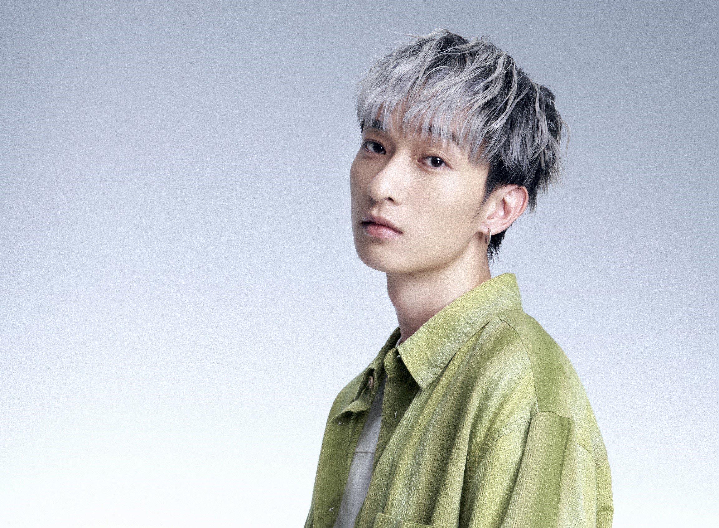 Shawn尚融音樂創作之旅第一首單曲〈一年四季都為你開花〉，9/27正式數位上架。（索尼音樂提供）