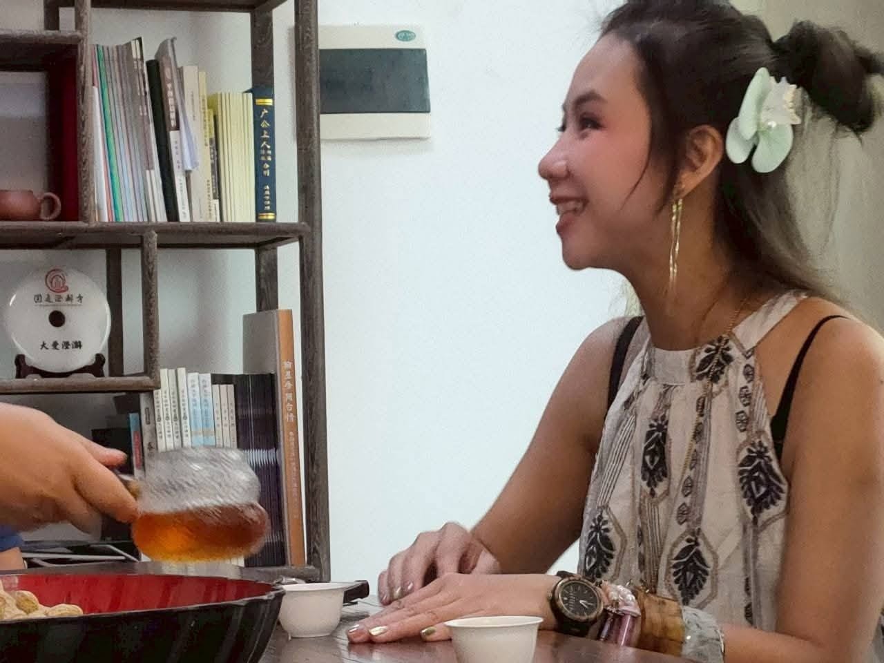 忘年戀不尋常/姜厚任女友「超狂學歷」消失了 蕭彤雯友人證實她是台大畢業