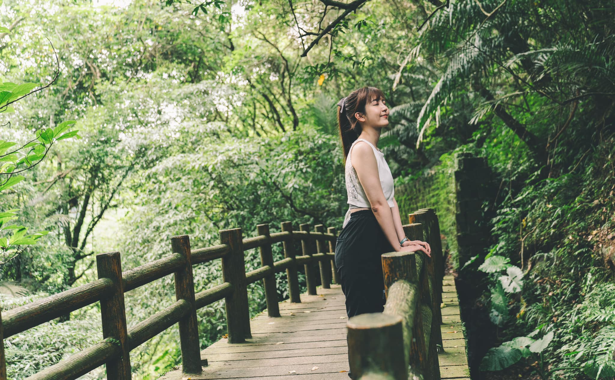 34歲網紅歌手黃小玫驚傳罹癌病逝的消息，讓許多粉絲感到不捨。（翻攝臉書／黃小玫 SANDY HXM）