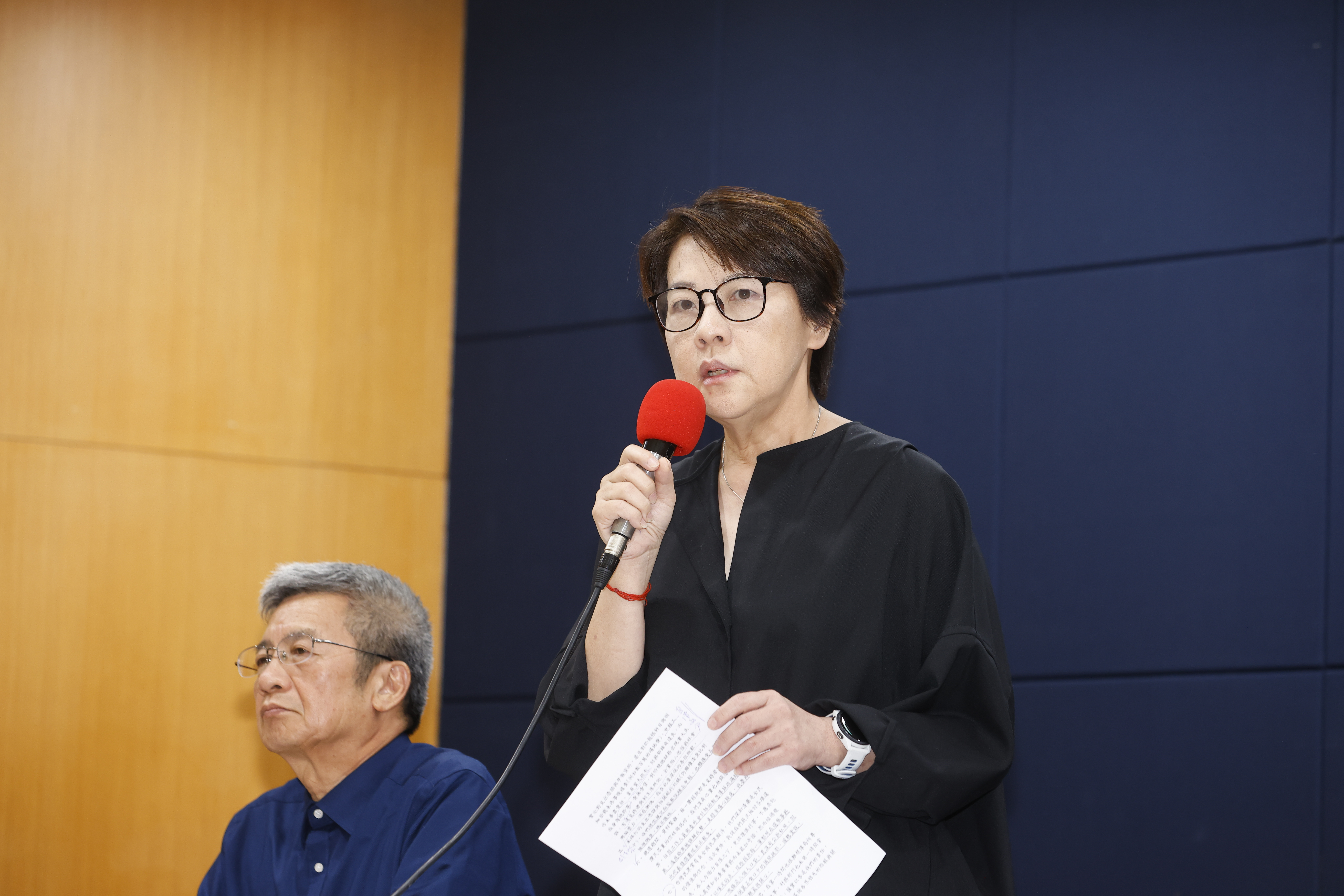 時任柯文哲競辦總幹事黃珊珊說明，會依法追究其責任。