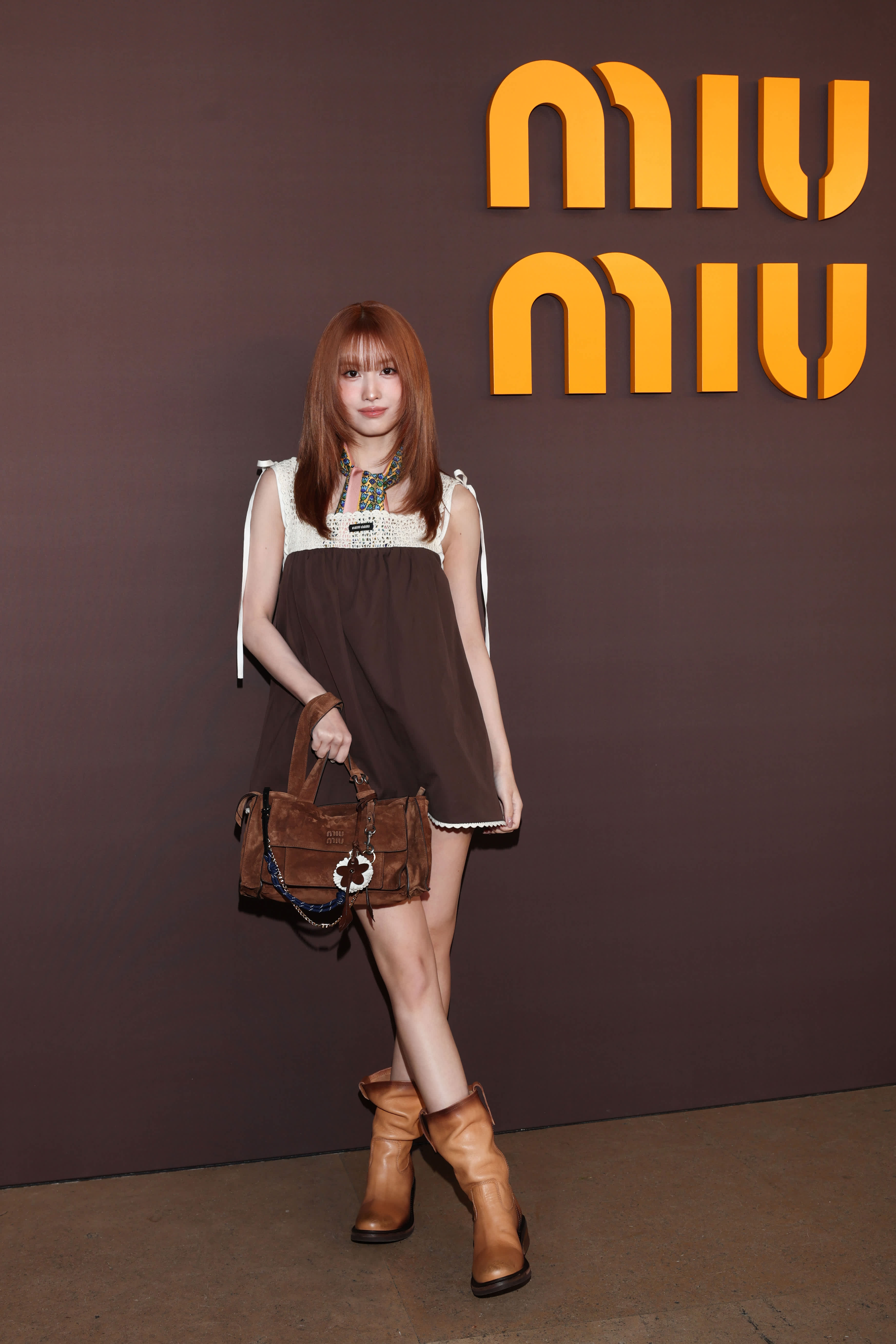TWICE成員Momo現身巴黎看秀。(Miu Miu提供)