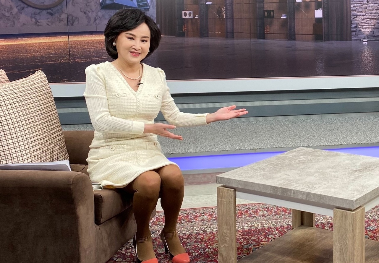 遭爆砍《中央社》員工年終獎金,胡婉玲發聲明否認。(翻攝自臉書@胡婉玲)