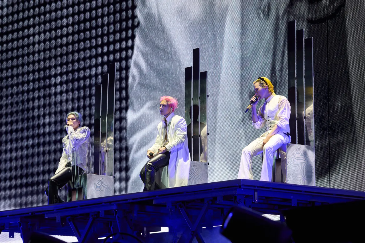 BIGBANG睽違9年再度以團體之姿展開世界巡演，2026年更適逢成軍20週年。（翻攝YG entertainment x）