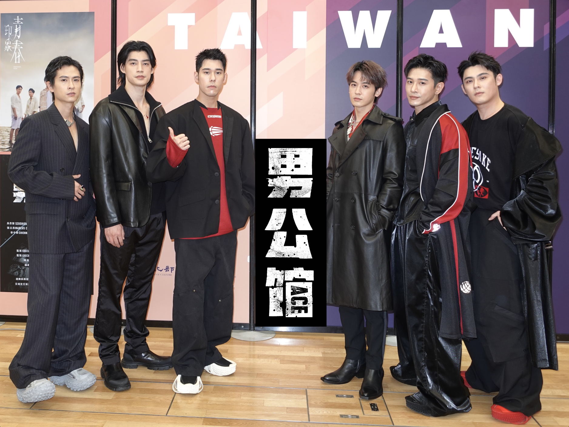 從左至右：石知田、羅宏正、周予天、吳思賢、張立昂、陳奕出席東京國際影視展舉辦「男公館｣男卡司記者會。（艾瑞克艾斯股份有限公司）