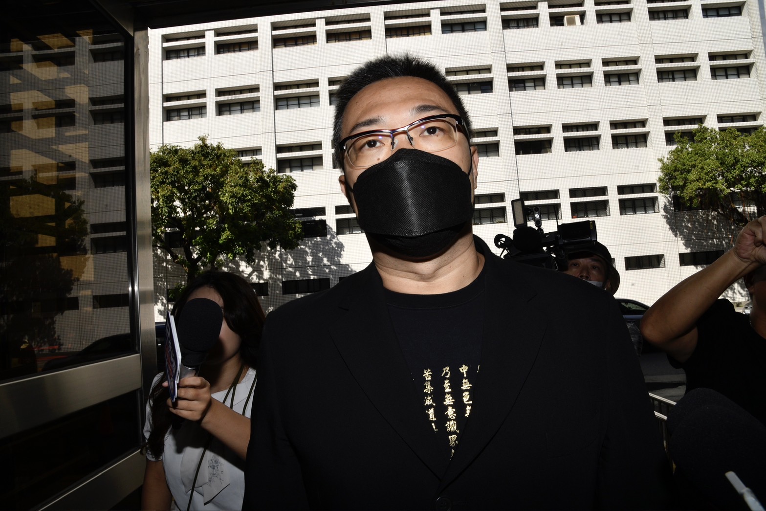 網紅朱恒強吻鍾沛君案二審開庭，訂11月14日二審宣判。