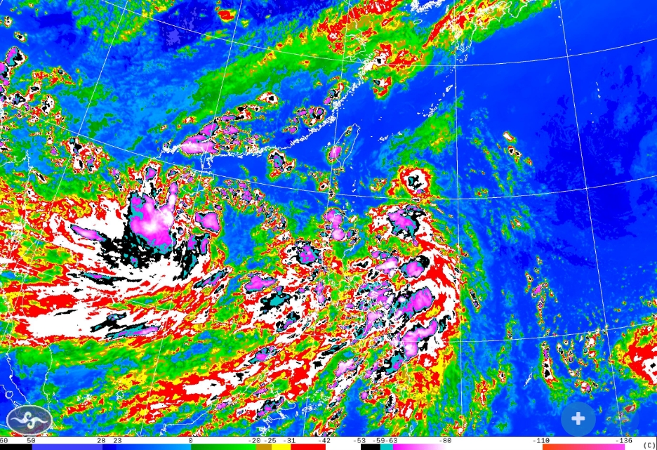 「蝴蝶」大低壓帶留下的殘骸組織發展而成「熱帶擾動94Ｗ」，目前日本氣象廳已將其升級為熱帶性低氣壓。（翻攝自中央氣象署）