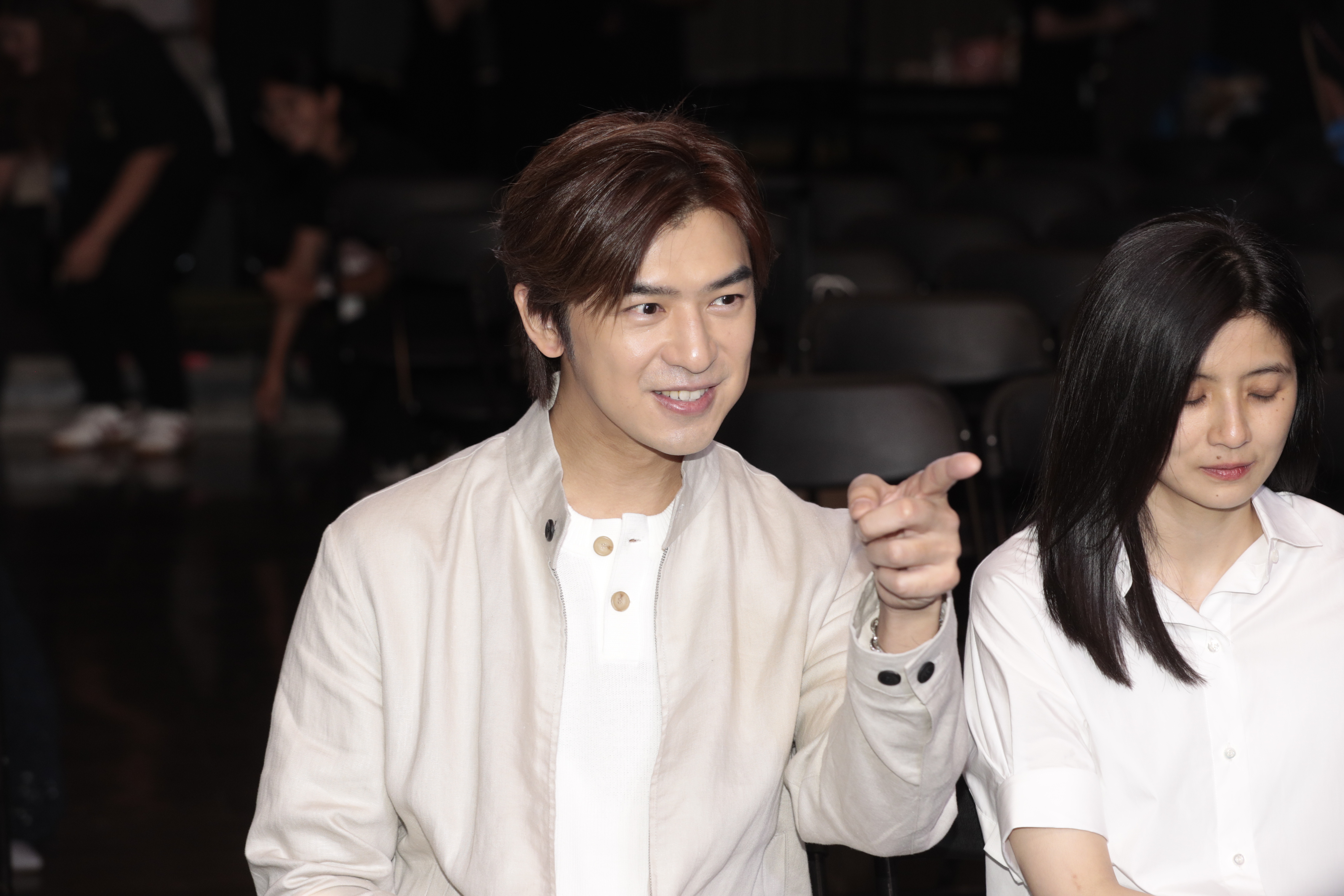媒體追訪陳柏霖婚事。