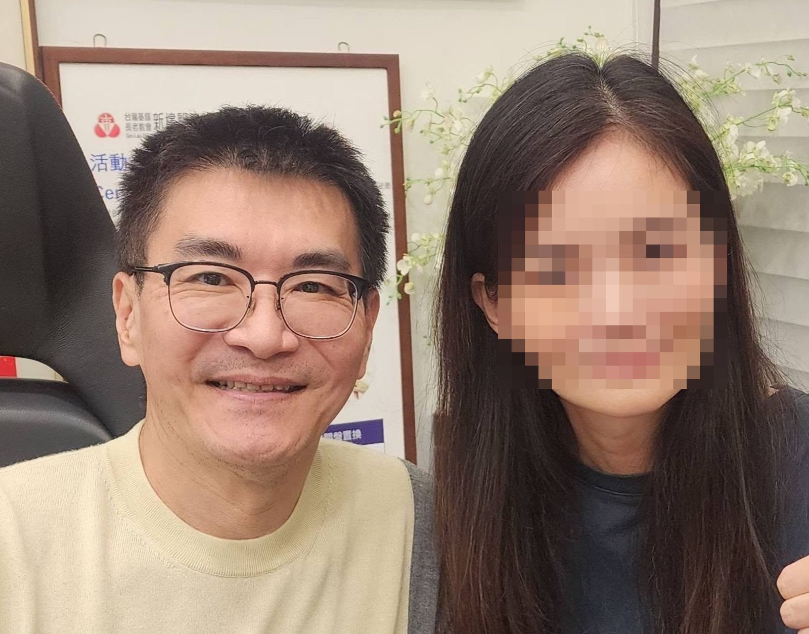 趙建銘薄情揭密/替趙建銘喊冤!16年資深病患遭起底是「台南虎媽」 昔帶女兒到校賞同學巴掌:給我用力打
