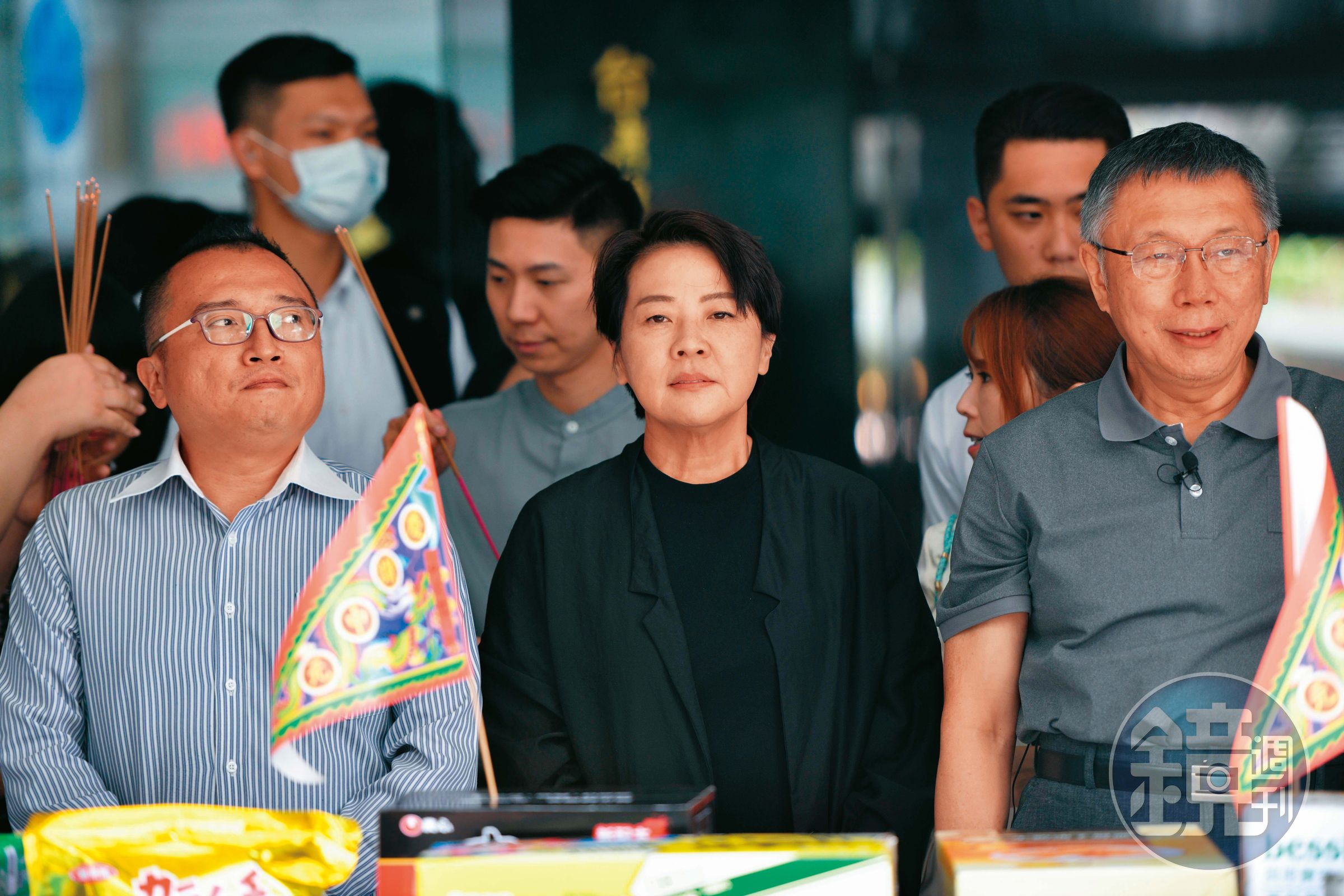 戴季全因一場訪美行擠進柯營核心圈,身為柯競選總幹事的黃珊珊(中)卻未隨柯訪美。