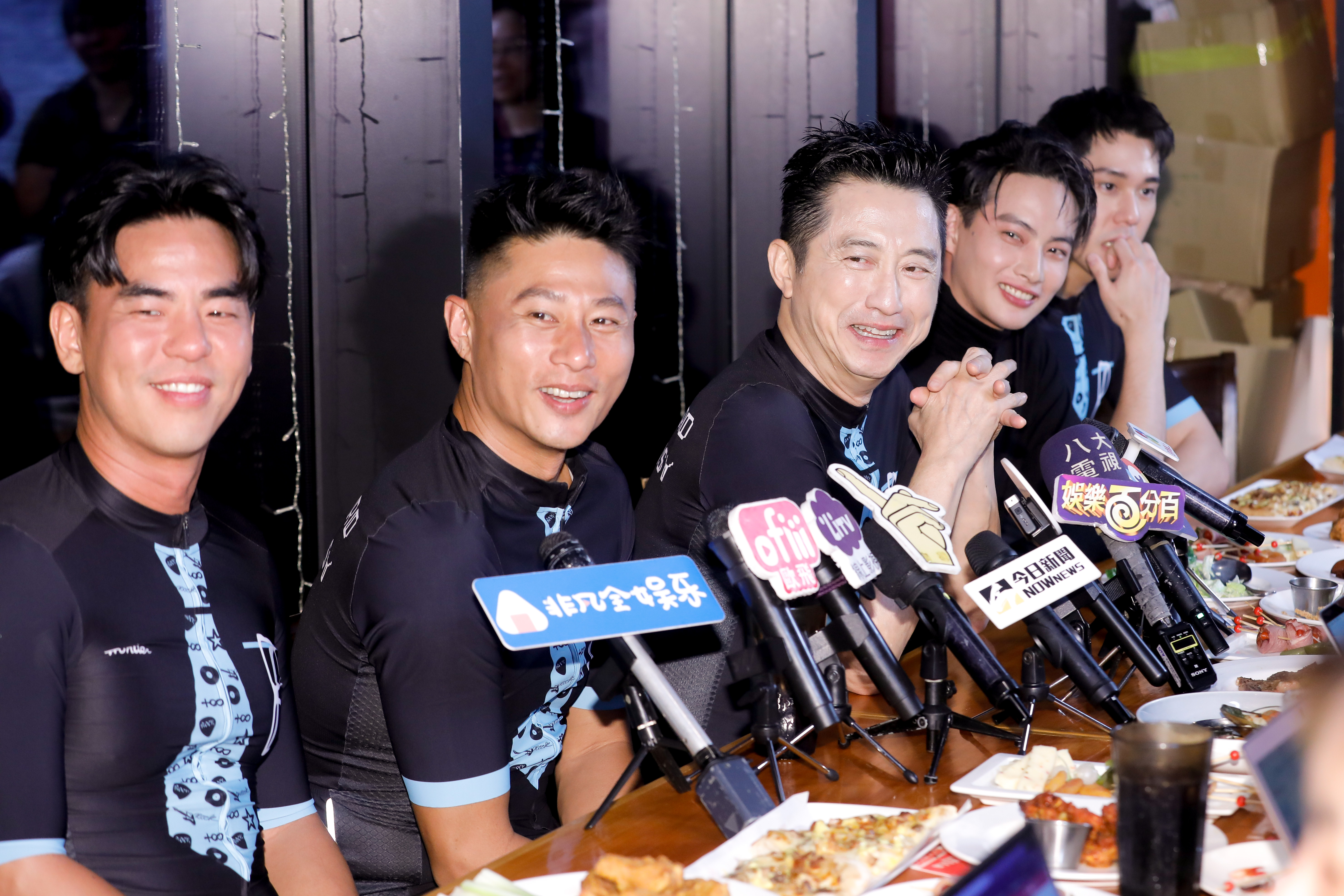 哈林受訪時希望第二季同樣是原班人馬主持。