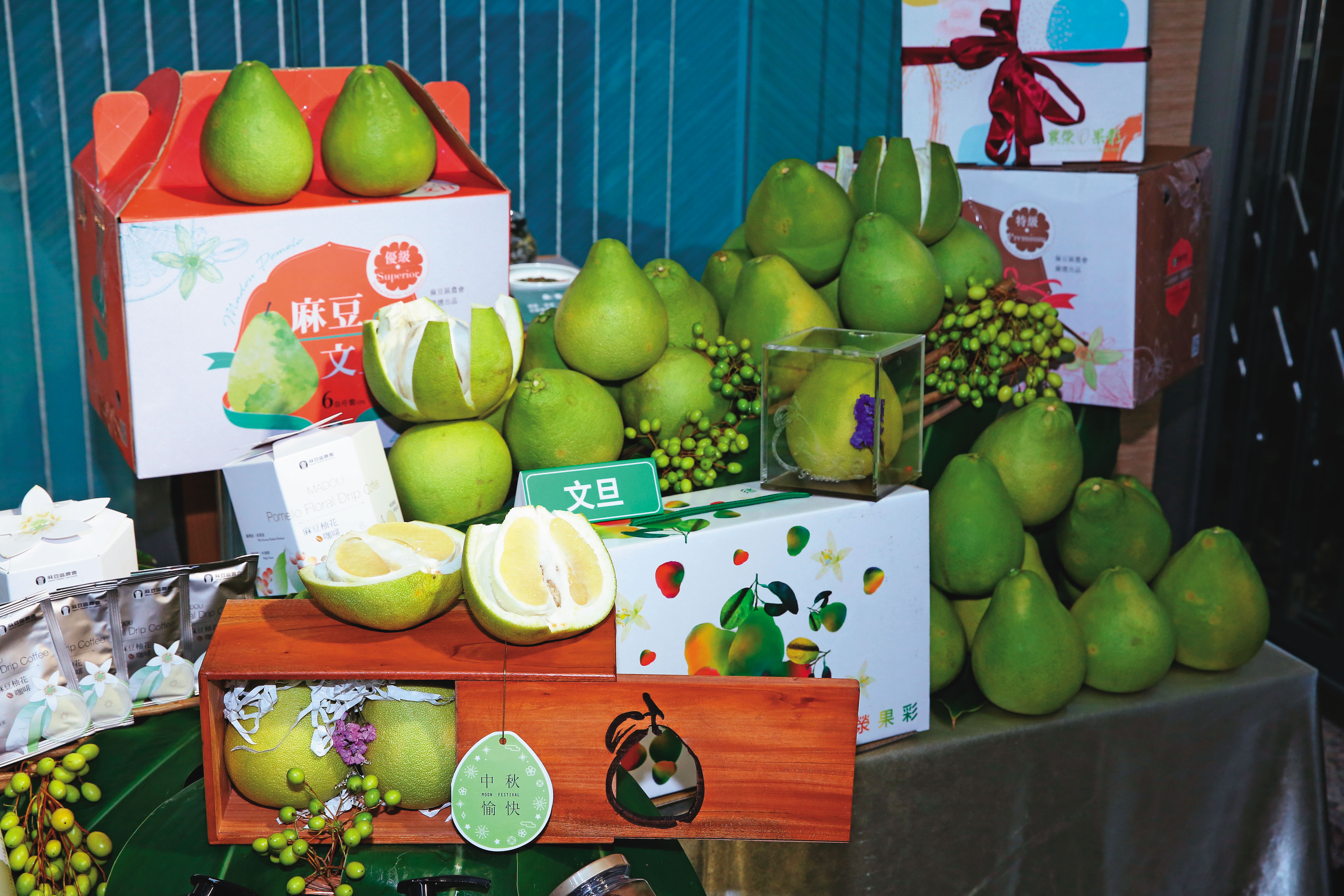 中國海關總署28日加碼宣布，將批准符合檢疫要求的台灣文旦柚（圖）等農漁產品輸入。