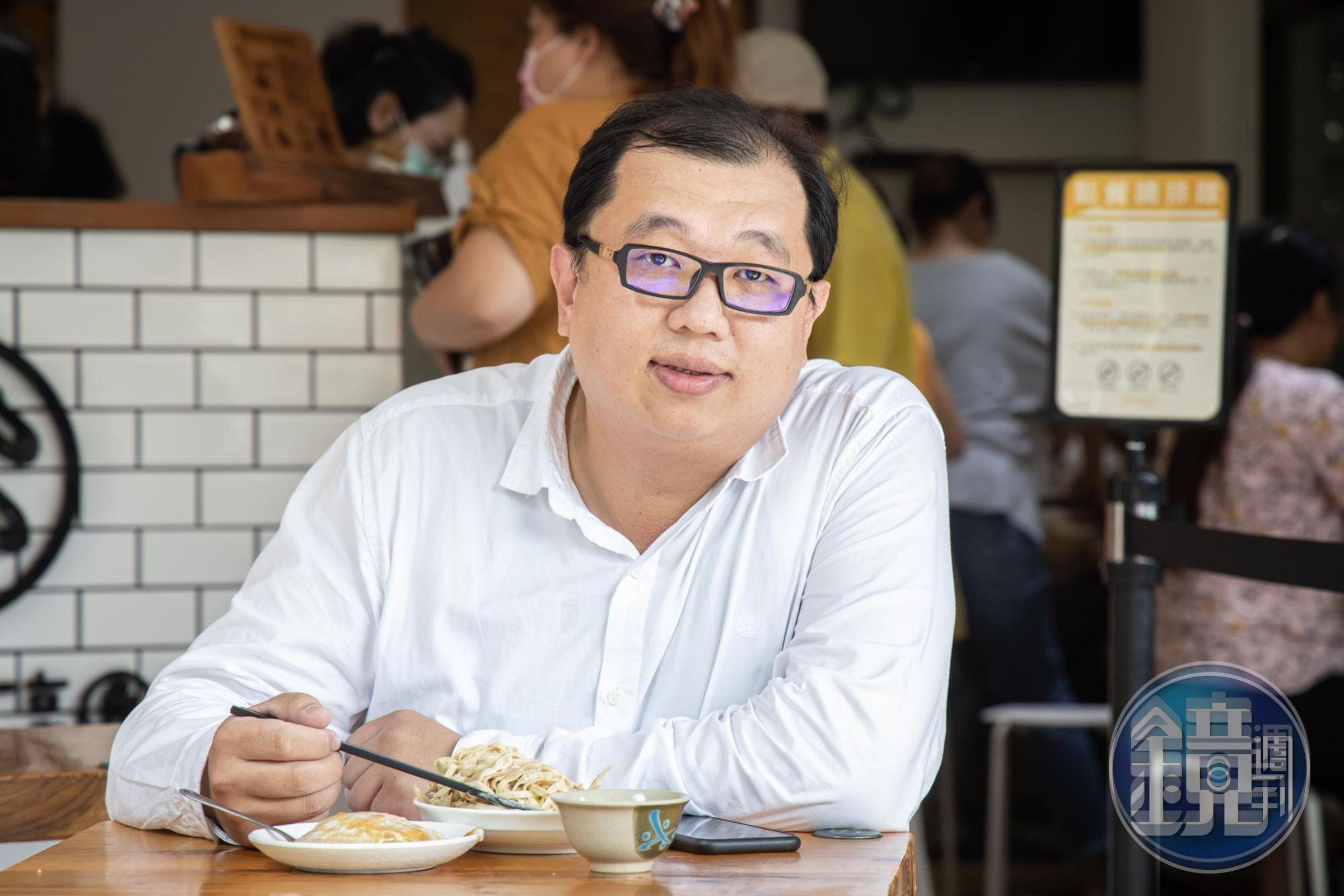 三哥肉乾是「蘭桂坊花園酒店」總經理顏永明推薦給好友來嘉義必買的伴手禮名店。(攝影:鄭祺耀)