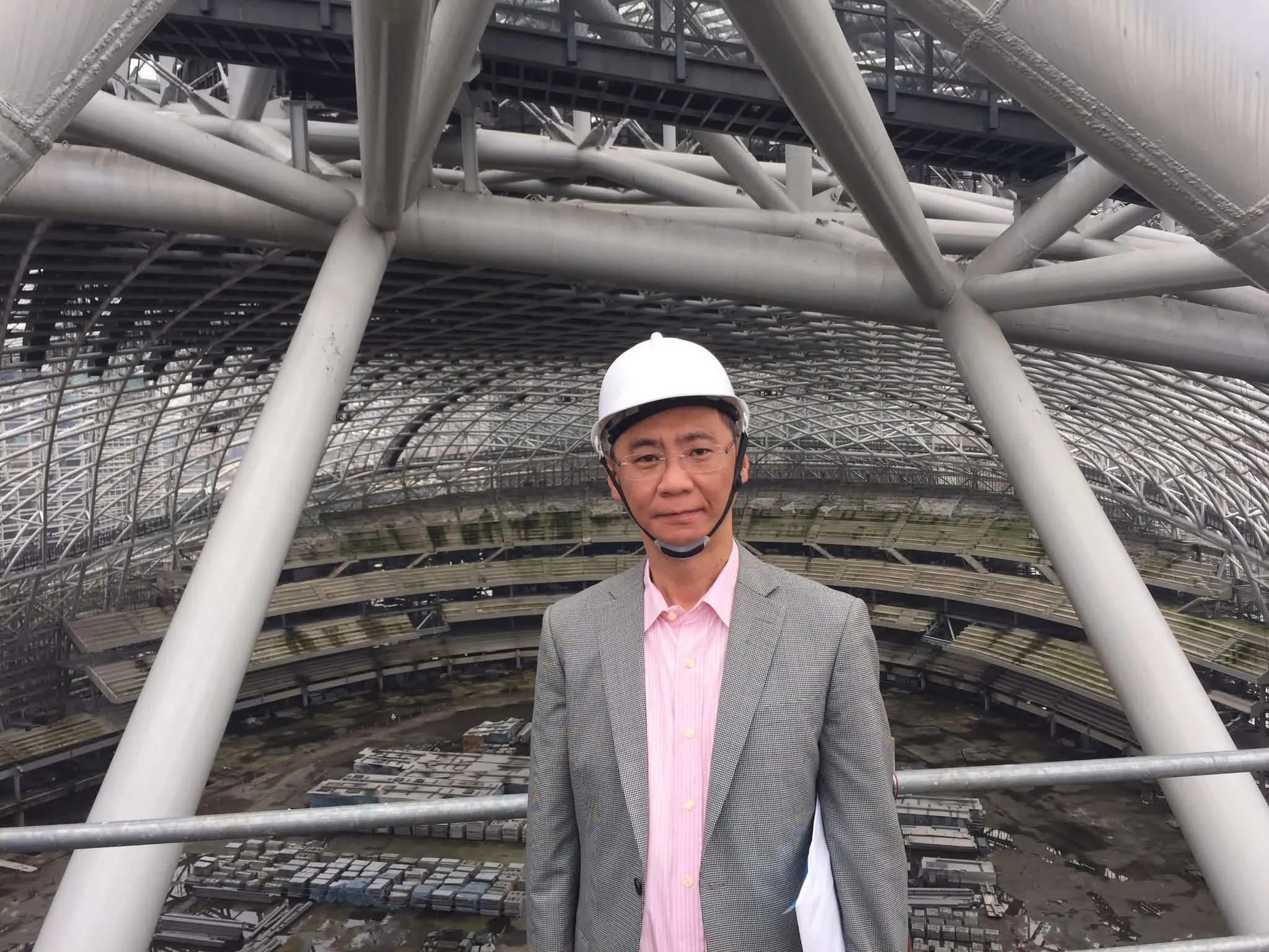 北市民政局長陳永德自曝「局爸回家了、請假了」　被問「市長你挺誰」他卻不回答