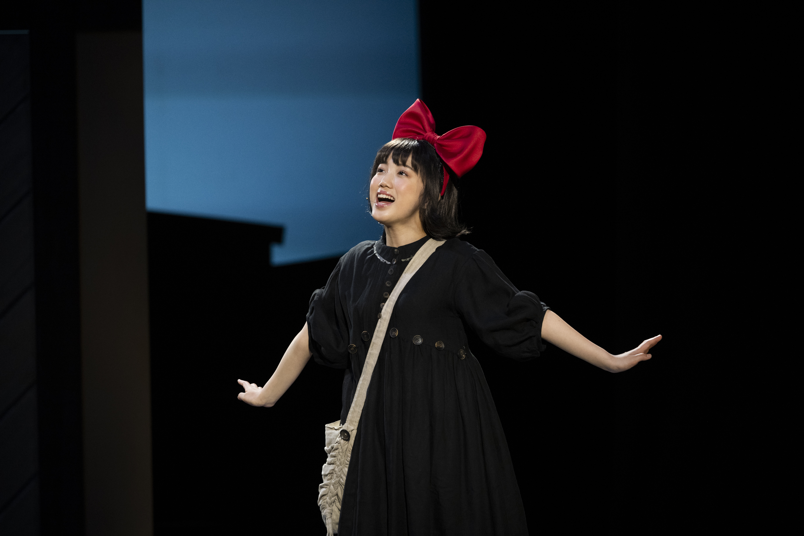 現年18歲的演員山戶穗乃葉飾演琪琪，表現備受讚賞。 （牛耳藝術提供）
