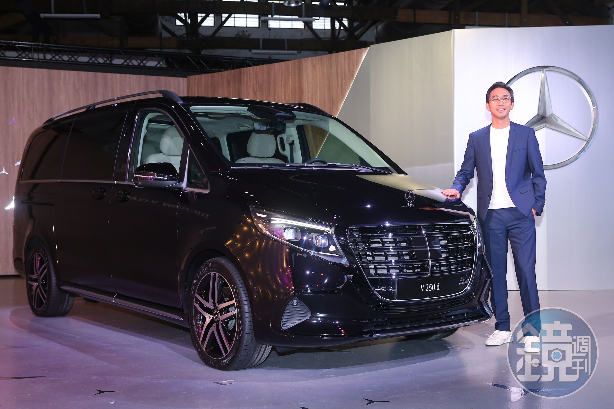 民俗月進口車表現優於國產車,賓士8月發表多款新車。