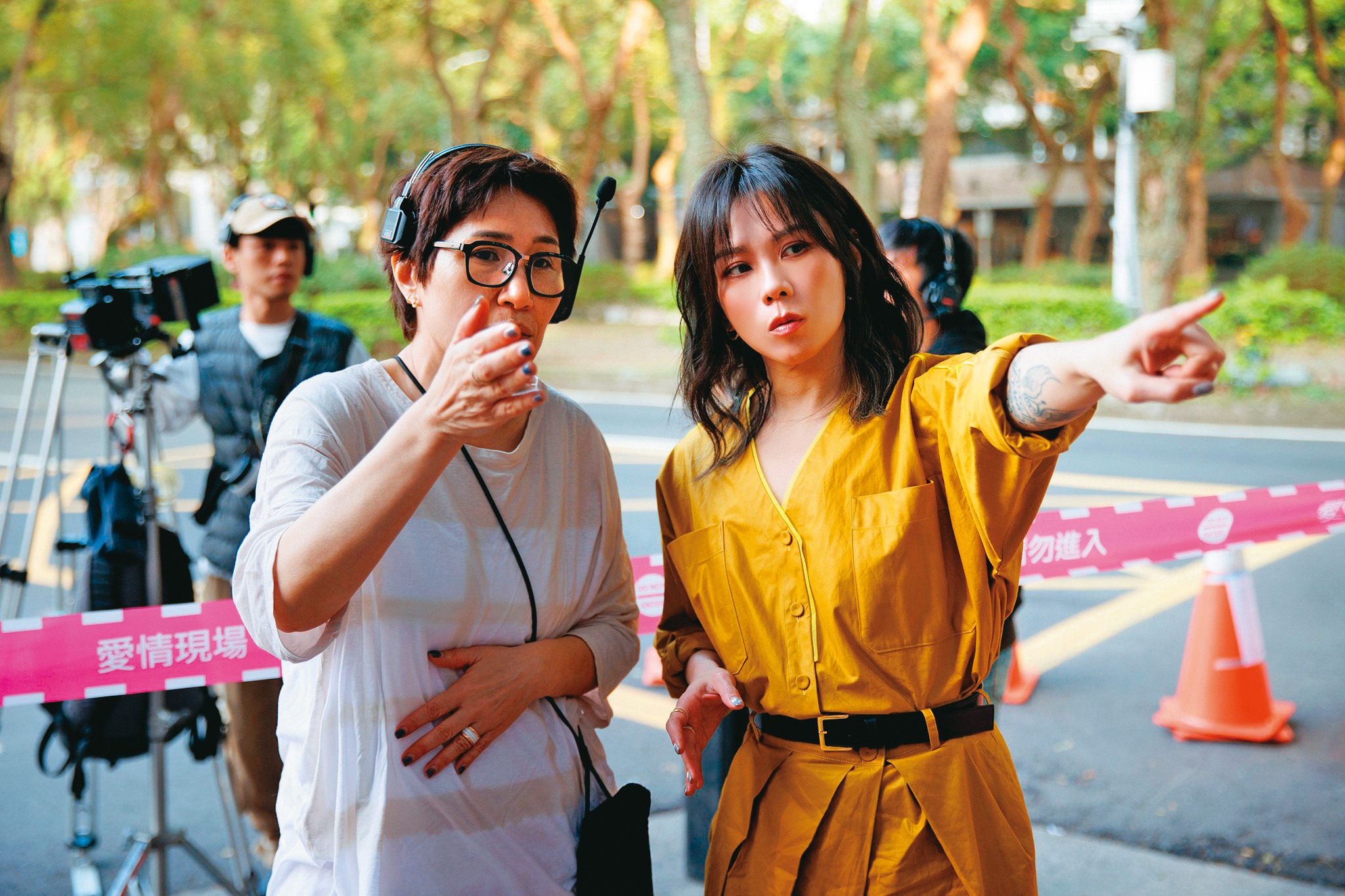徐譽庭(左)邀請蔡健雅(右)擔任戲劇配樂設計,之後亦受邀執導蔡健雅MV。(翻攝自蔡健雅Tanya Chua臉書)