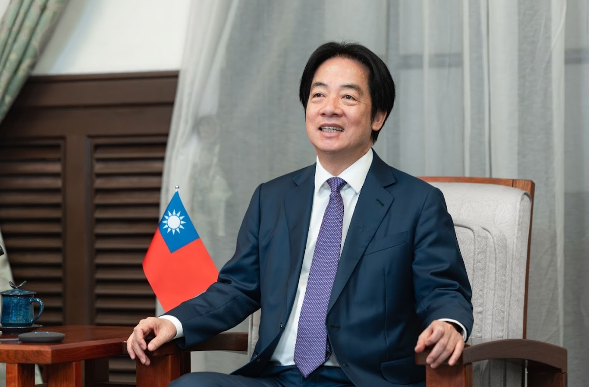 賴清德以特邀貴賓身分接受《紐約時報》舉辦的「DealBook Summit」視訊專訪。（總統府提供）
