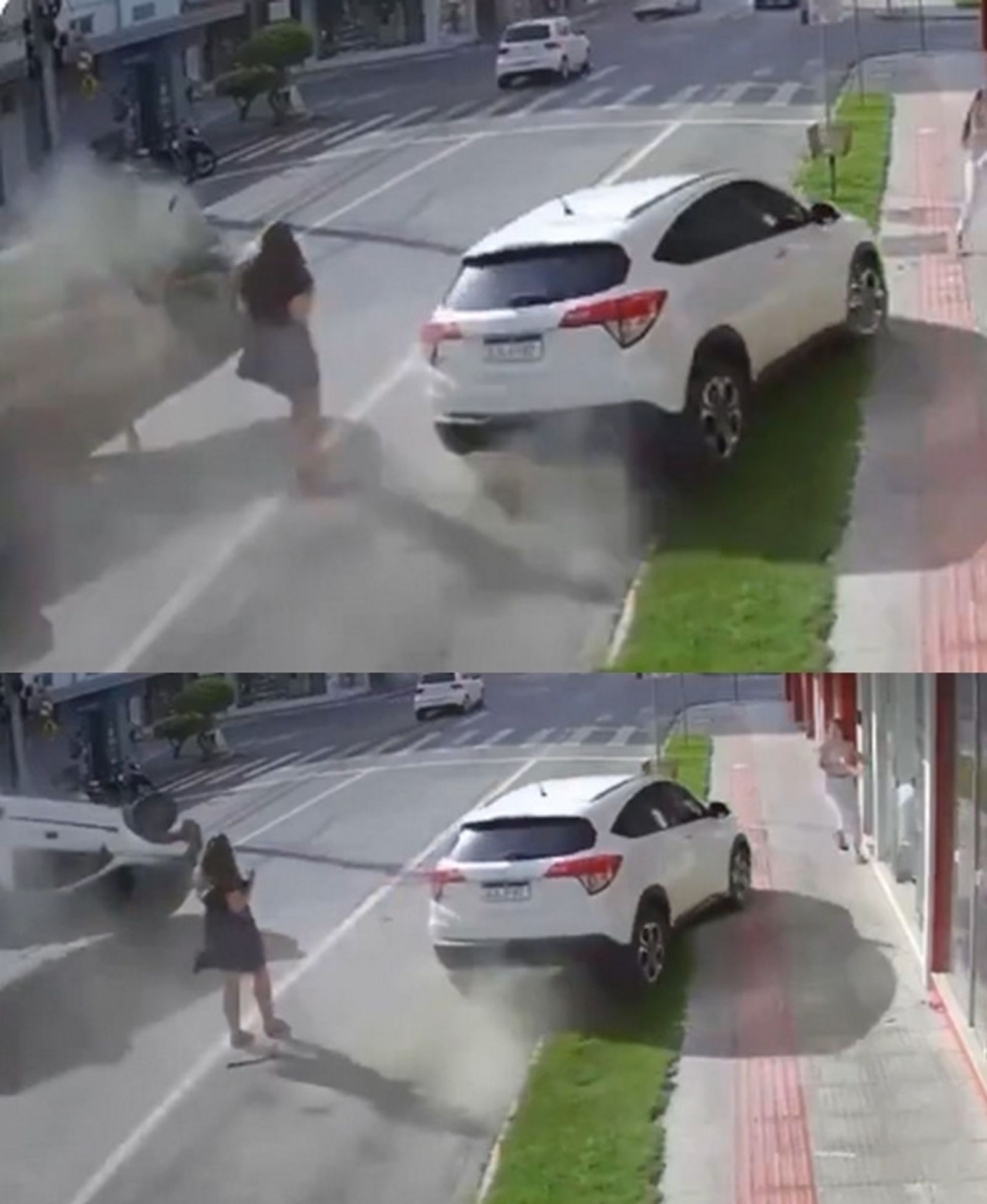 一輛皮卡失控翻覆,一名女路人被夾擊在兩車之間,居然毫髮無傷。(翻攝X@elorwelliano)