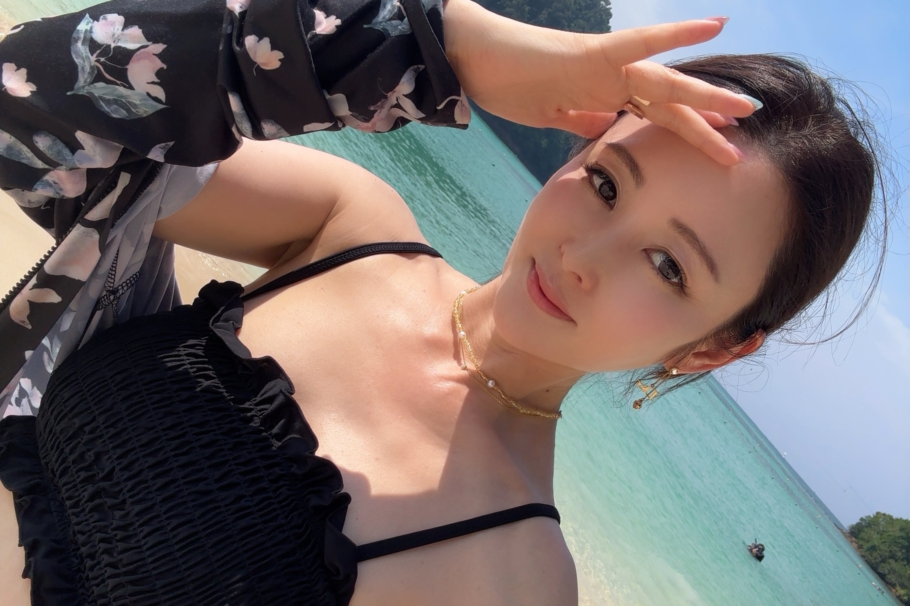 麻衣最近帶著兒子展開海外留學之旅。(翻攝自麻衣IG)
