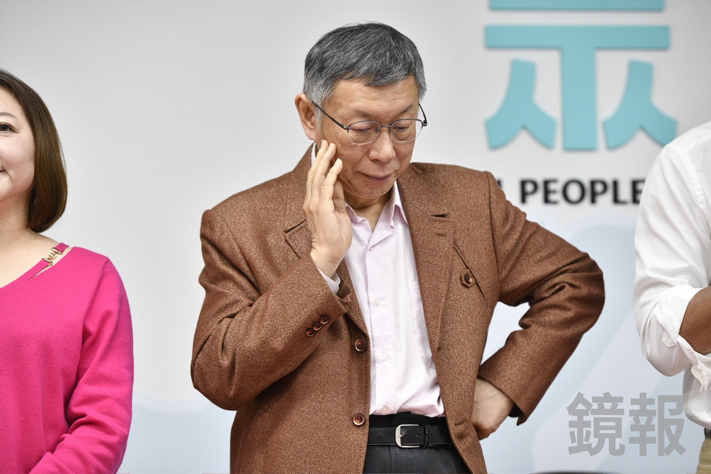 遭護理師質疑去醫院施壓，柯文哲回說「我醫療專家」。（資料照；鏡報李智為）