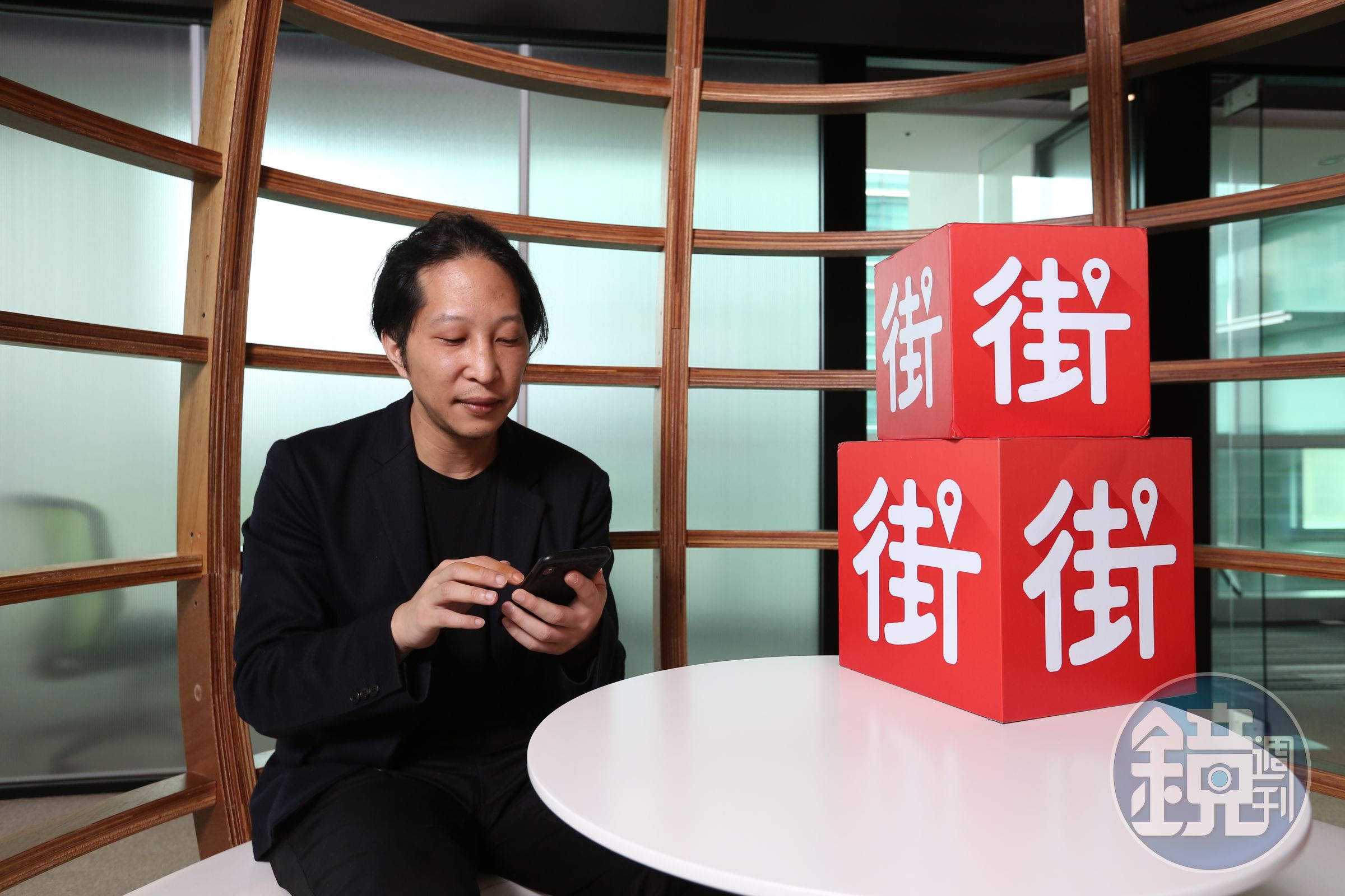 呱吉發文回憶自己和街口創辦人胡亦嘉的法庭交手經驗。(本刊資料照)