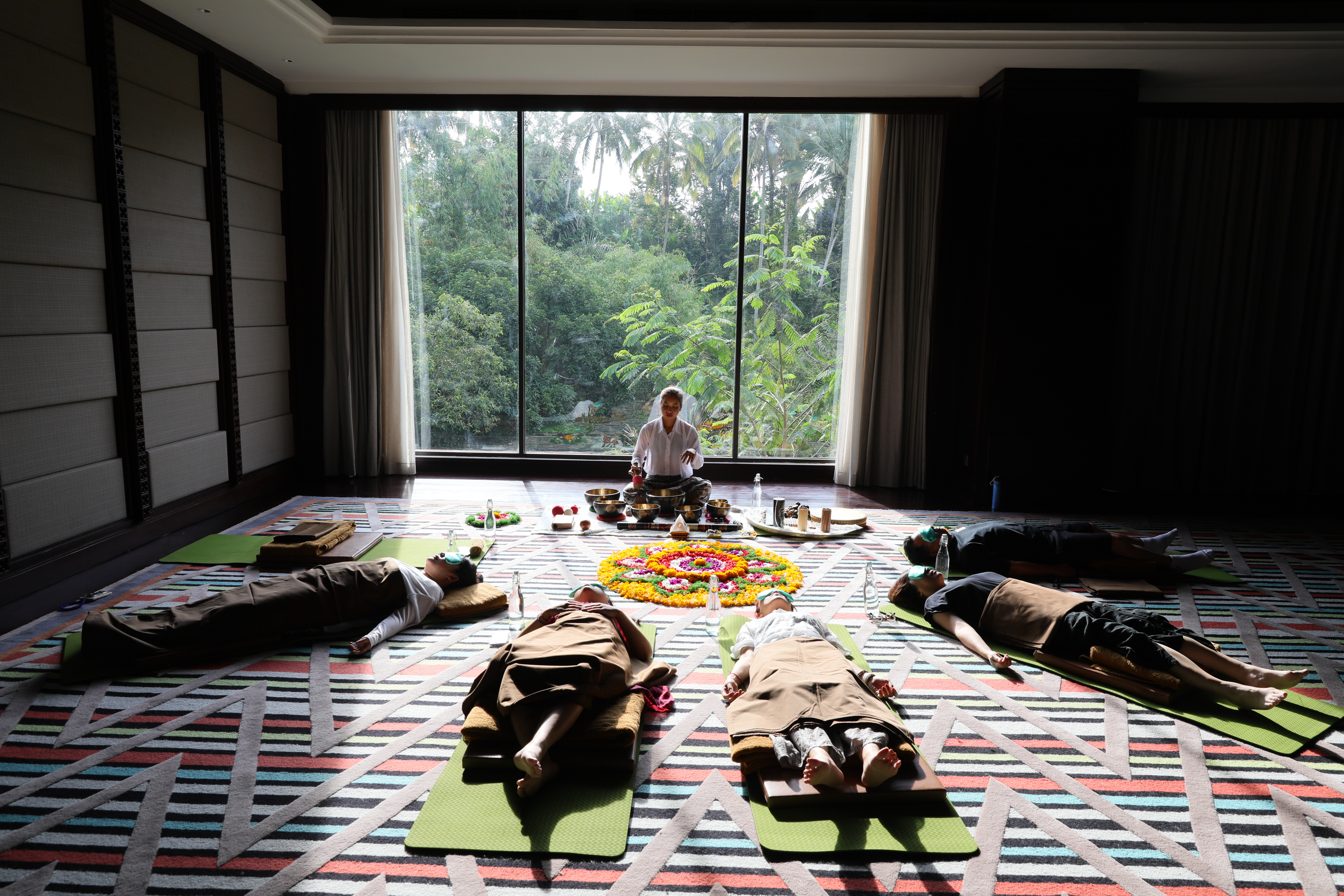「The Journey of Sound Healing」可感受聲波穿過身體，促進循環、能量流動和恢復活力。