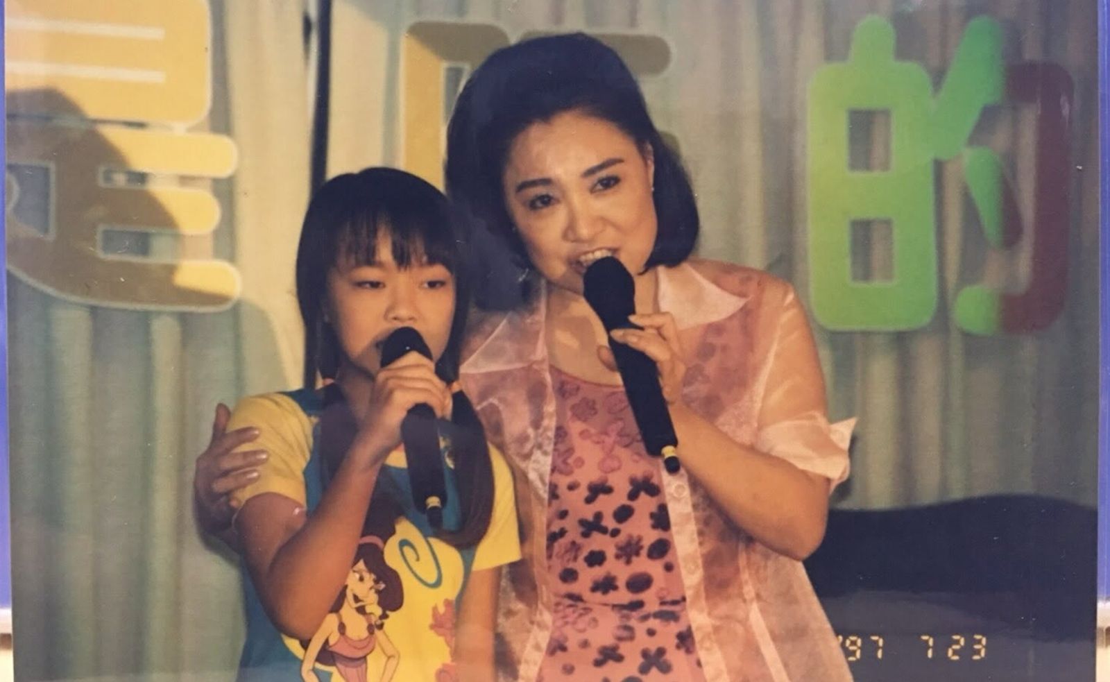 昔痛失親生骨肉...陳盈潔病逝一生無子嗣 提攜她為乾女兒!金曲歌后「曬童年合照悲痛發聲」