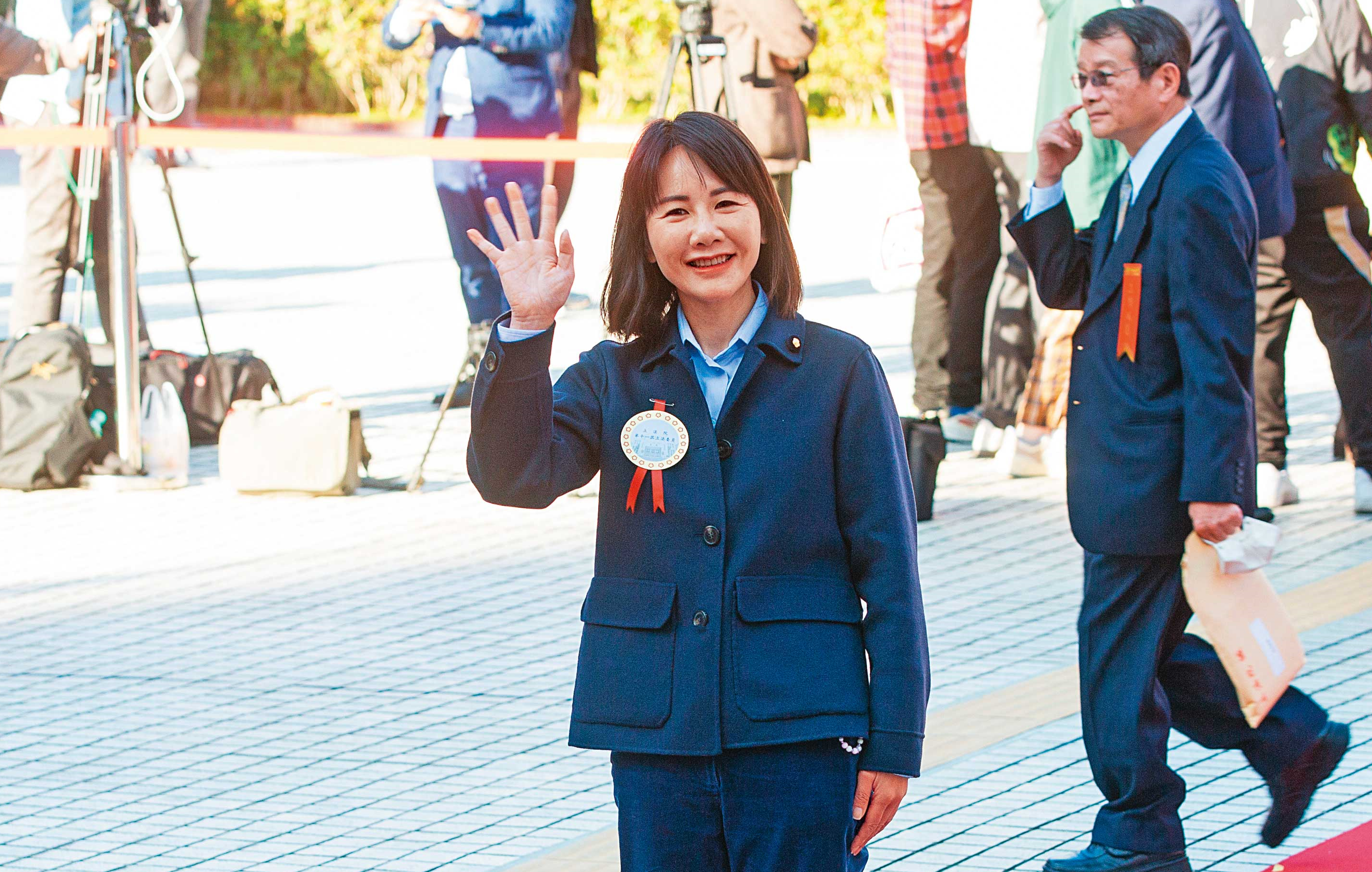 謝衣鳯2次立委得票率皆突破5成，能否順利出戰縣長選舉，掀起地方熱議。