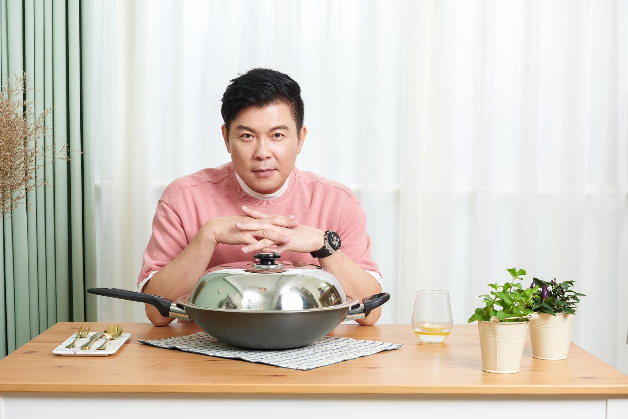 曾國城副業版圖生變!曾拌麵」2麵店全收。(翻攝自曾國城臉書)