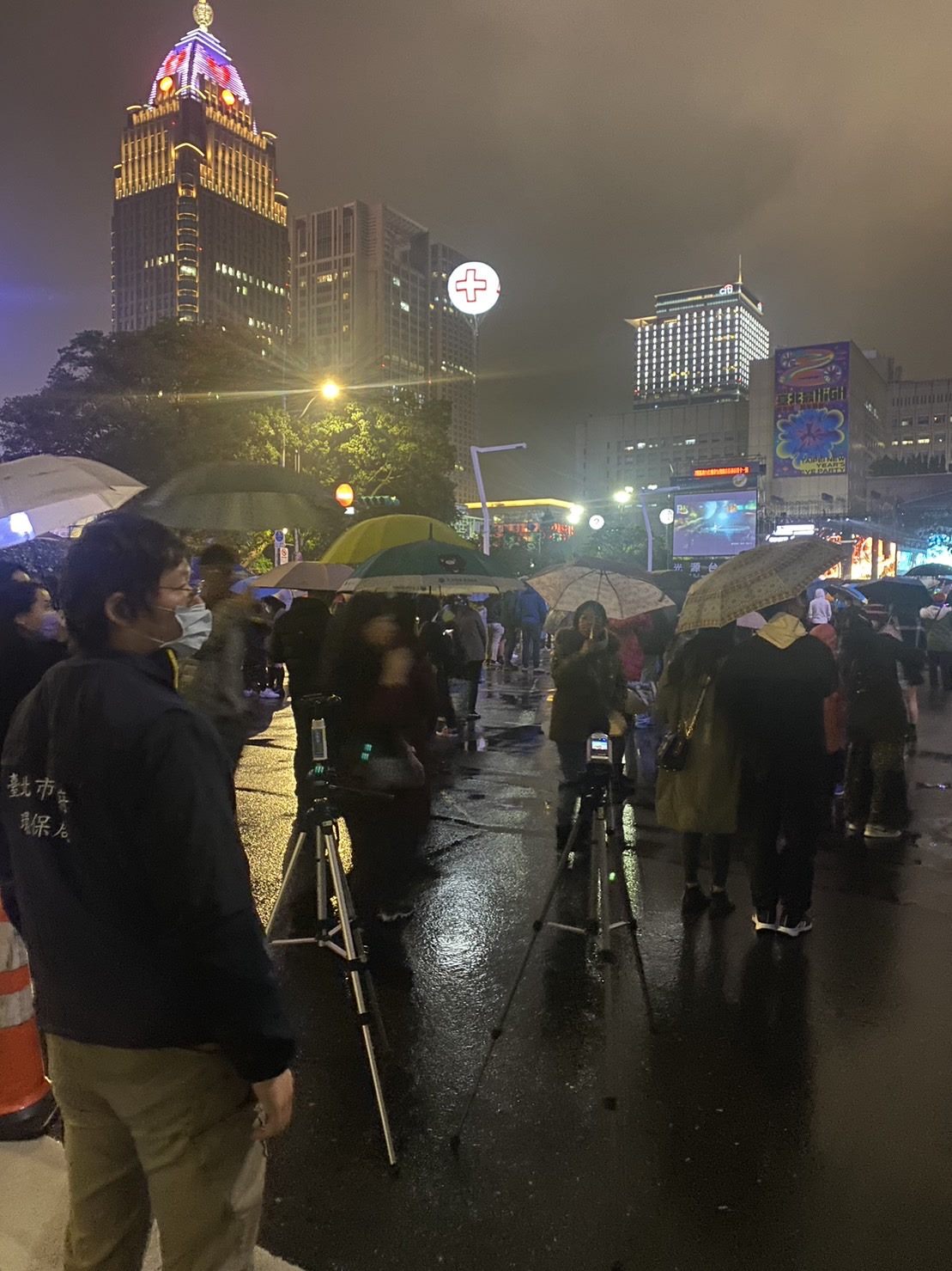 北市環保局在跨年晚會當天會派員進駐監測音量，盼將對附近居民的影響降到最低。（北市環保局提供）