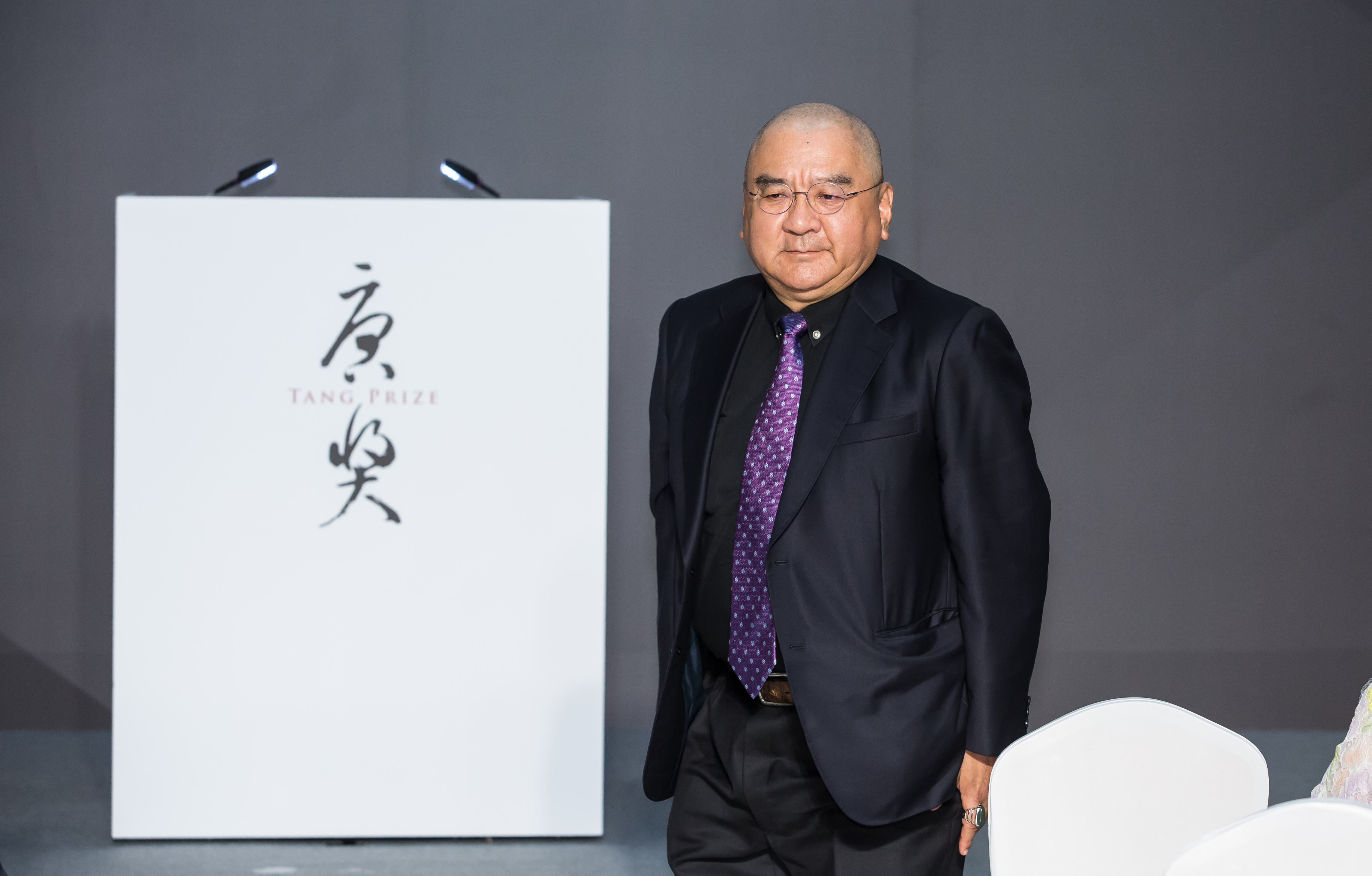 尹衍樑1986年獲頒政大企業管理博士，2012年獲選首屆傑出校友，始終對母校懷抱深厚情感。（本刊資料照）