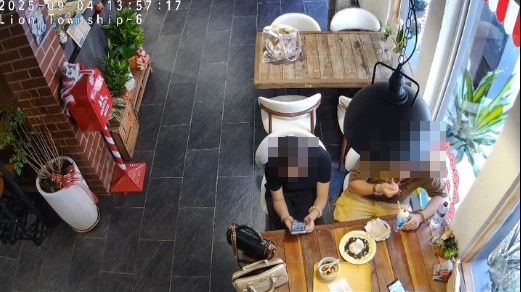 監視器畫面也拍到,該組客人的言行,以及明顯在外買來的豆花等外食。(翻攝自Threads)