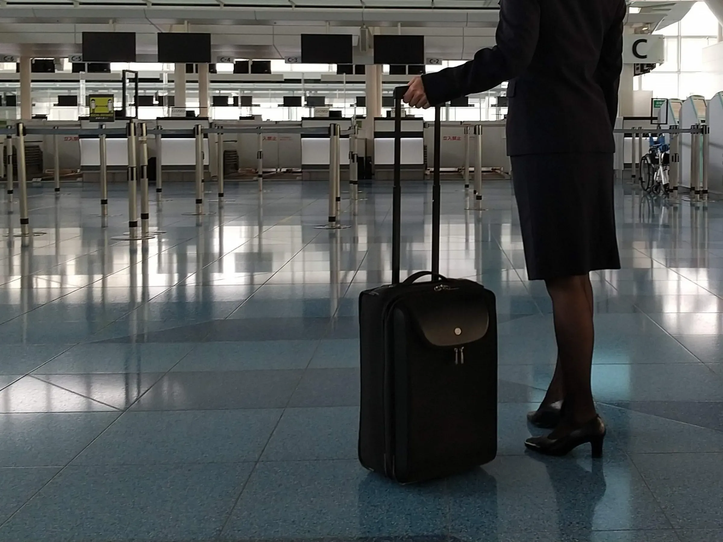 高空一夜情獵場！空服員踢爆航空圈荒淫派對　駕駛艙變極樂砲房