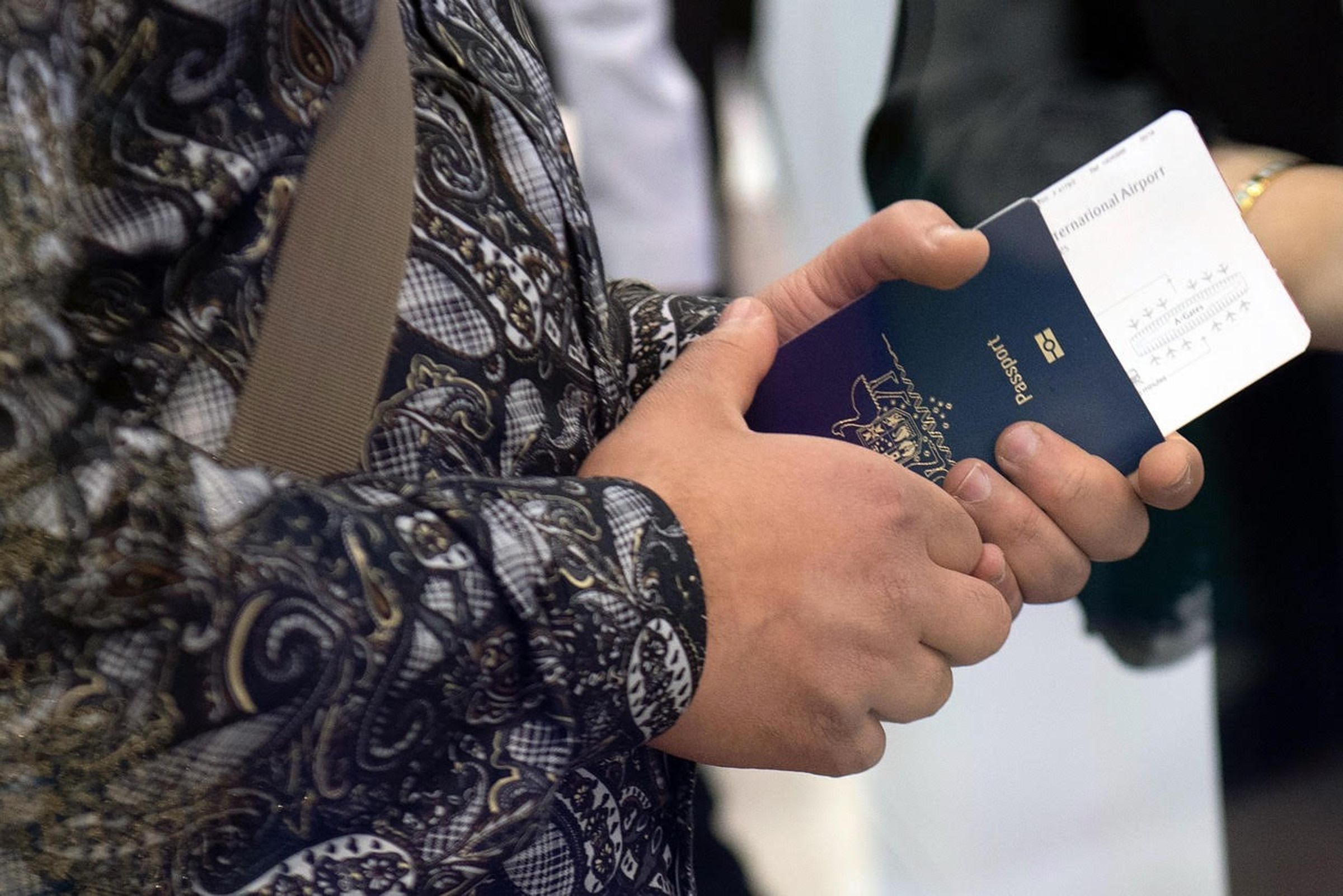 網友透露妹妹訂中國籍航空班機,轉機時卻因缺少台胞證而遭拒絕登機。(示意圖,Pixabay)