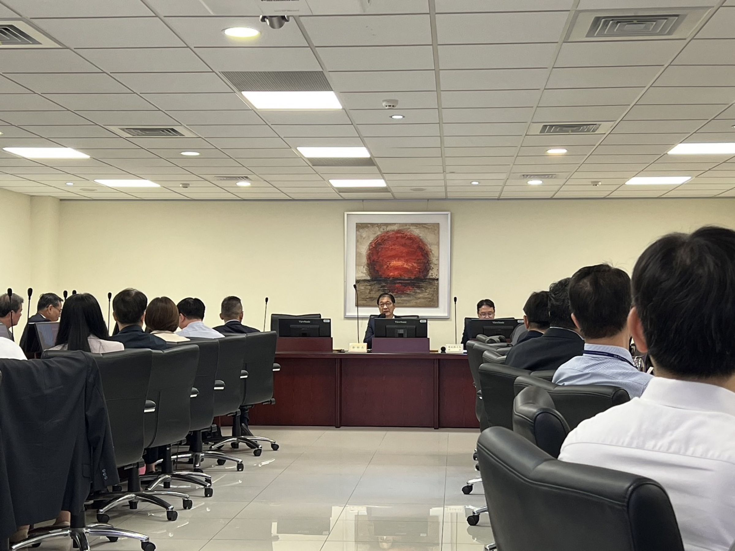 法務部長鄭銘謙在全國檢察長業務座談會，下令嚴懲黑金及詐毒等重大犯罪等三大政策方向。 