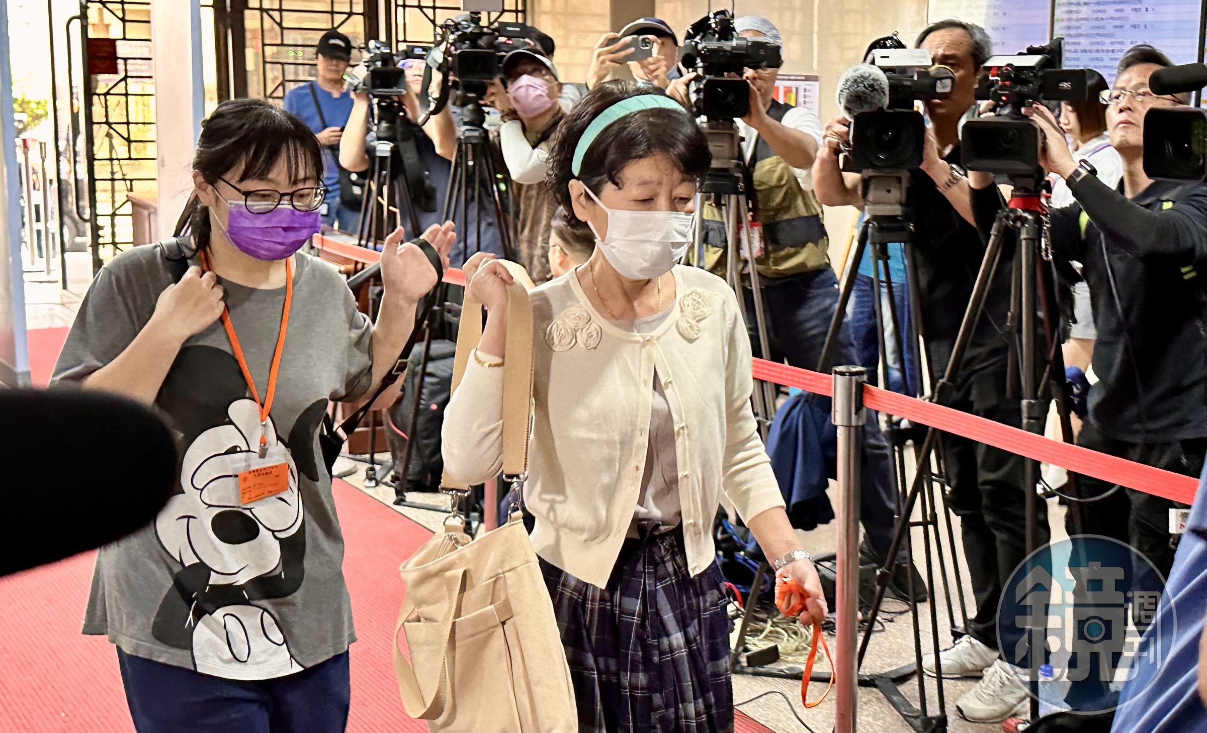 柯文哲的妻子陳佩琪到台北地院旁聽。