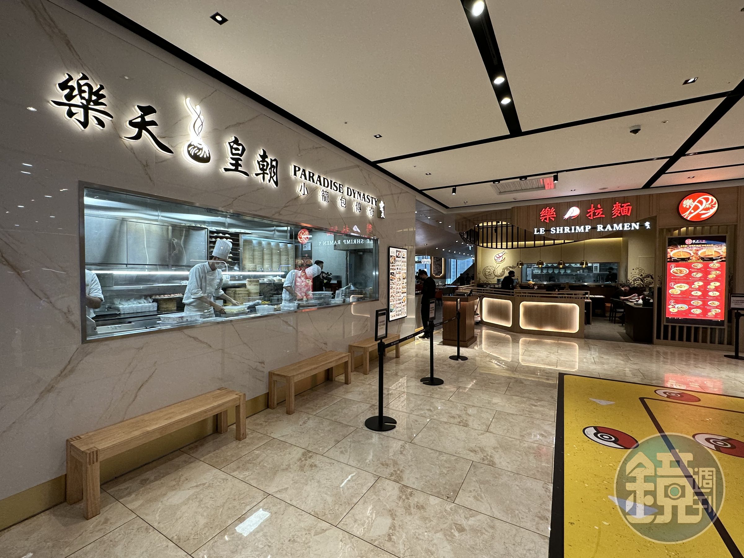樂天餐飲集團旗下的「樂天皇朝」和「樂蝦拉麵」,同時進駐宏匯廣場5樓。